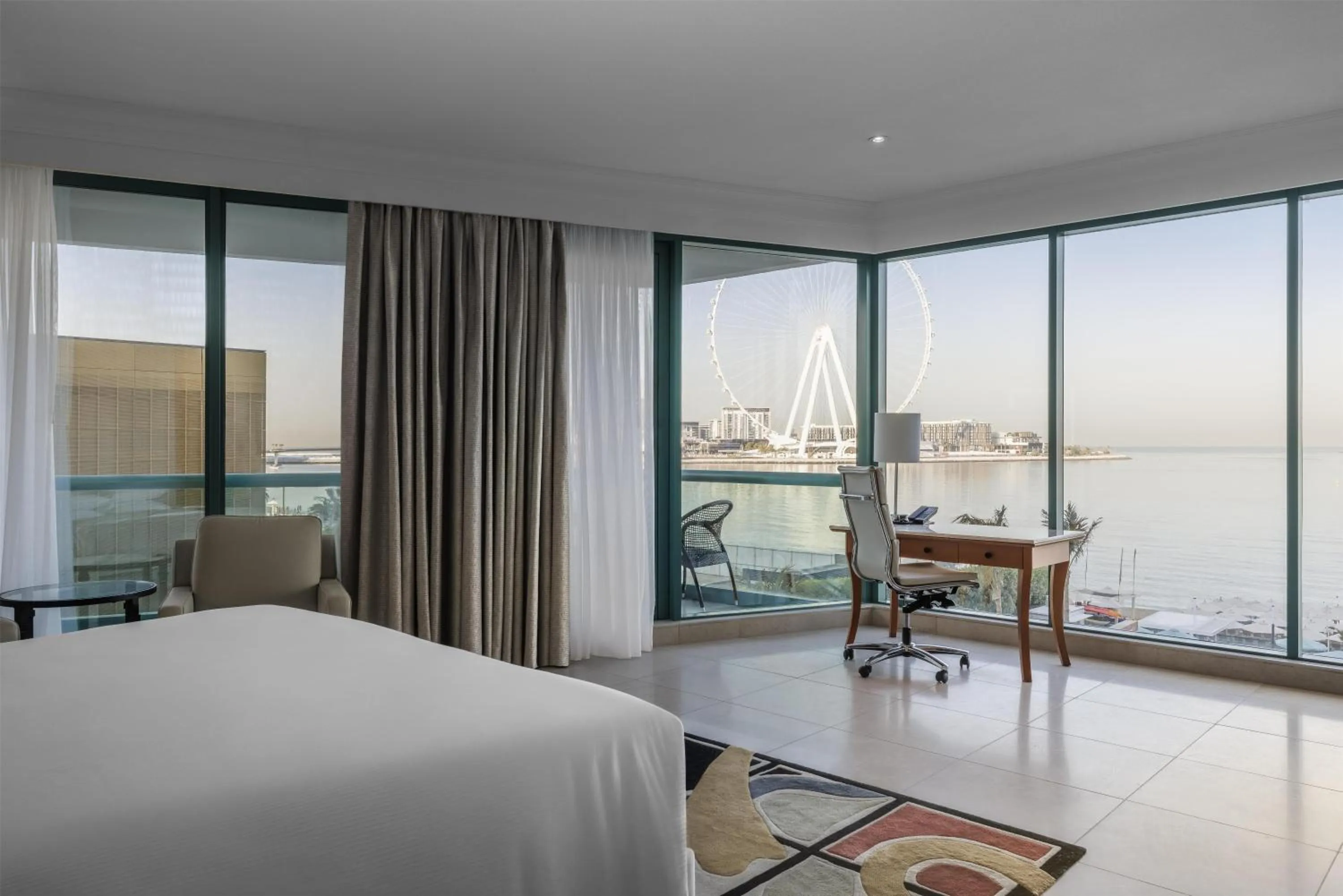 Bed in Hilton Dubai Jumeirah