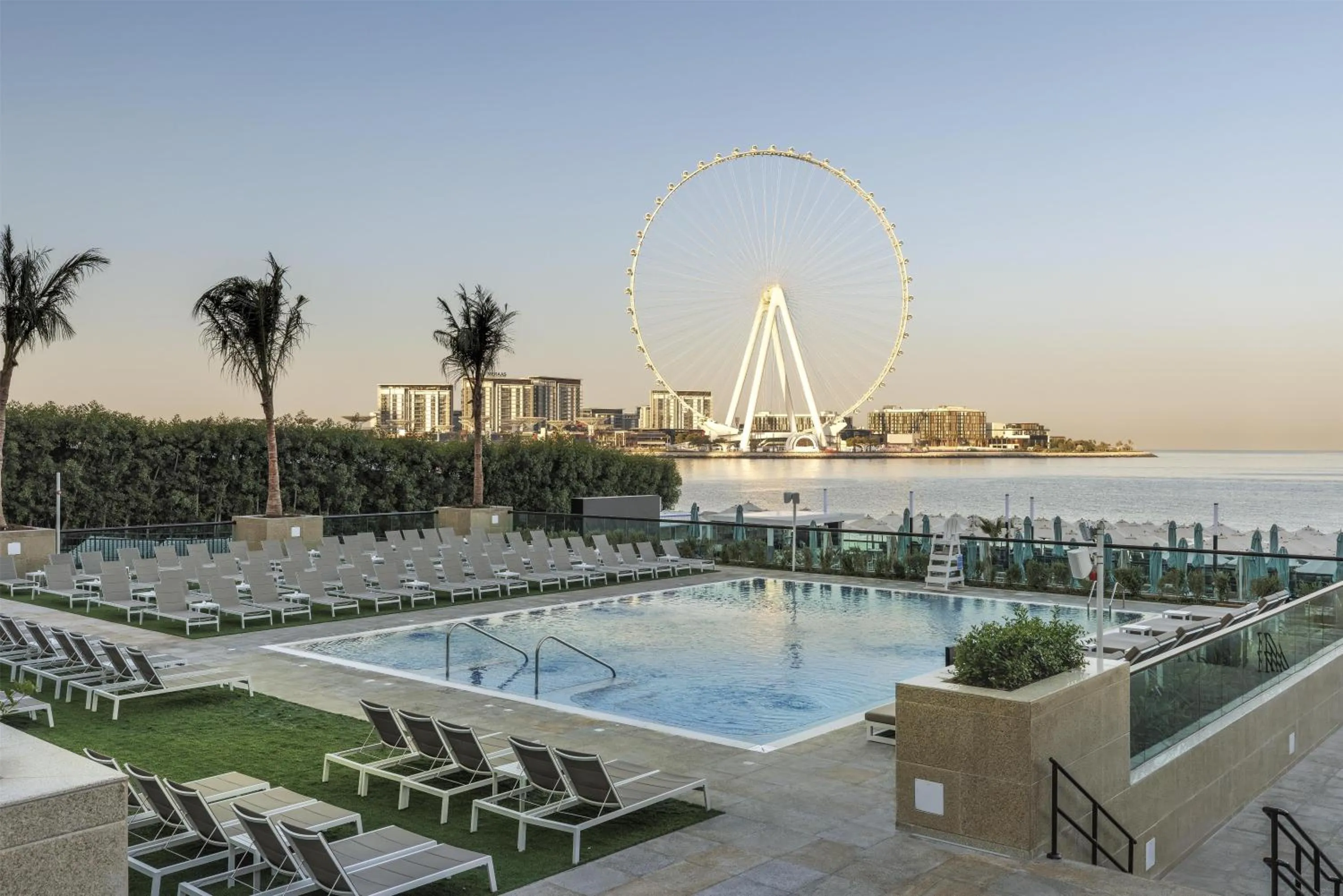 Pool view in Hilton Dubai Jumeirah