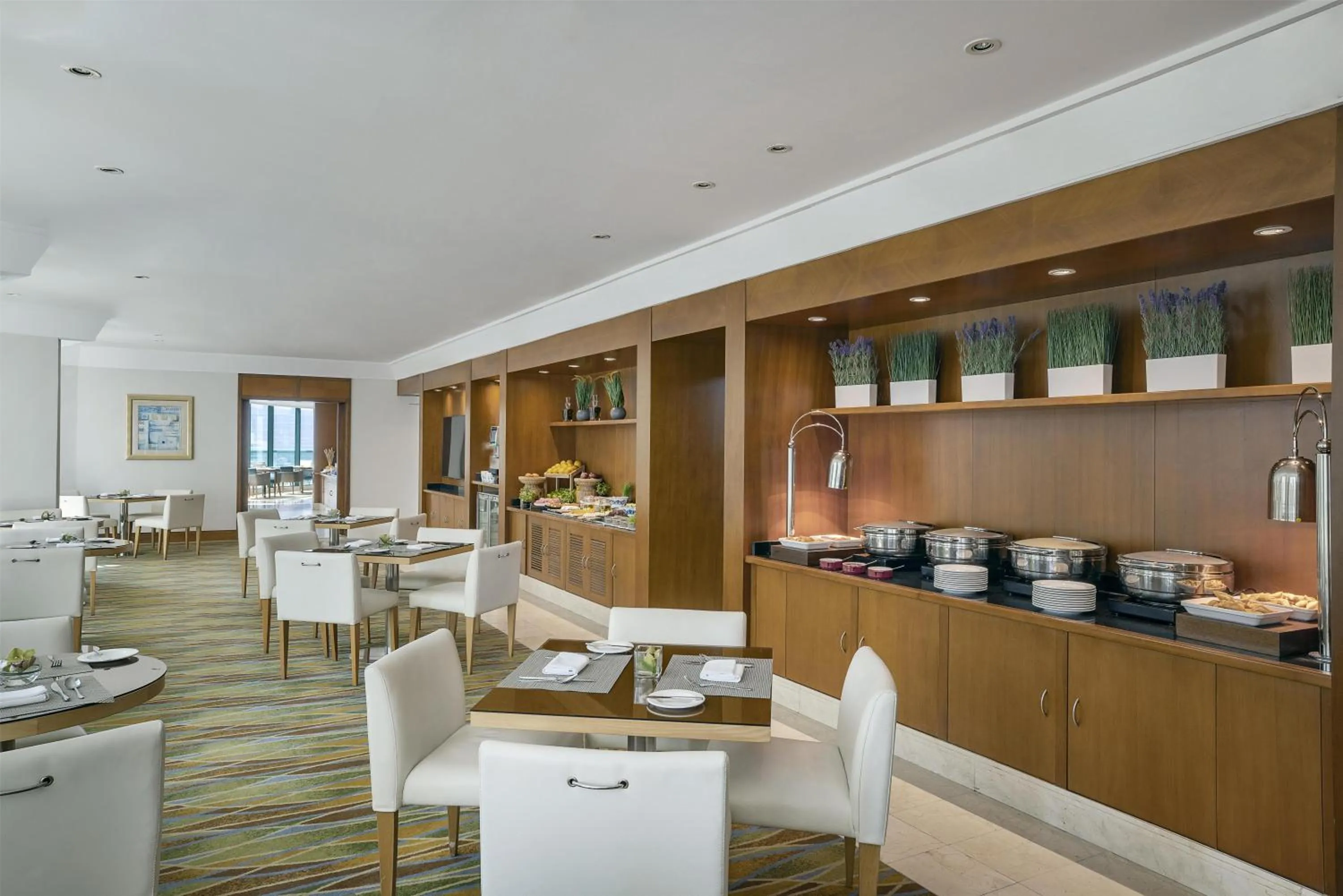 Restaurant/places to eat in Hilton Dubai Jumeirah