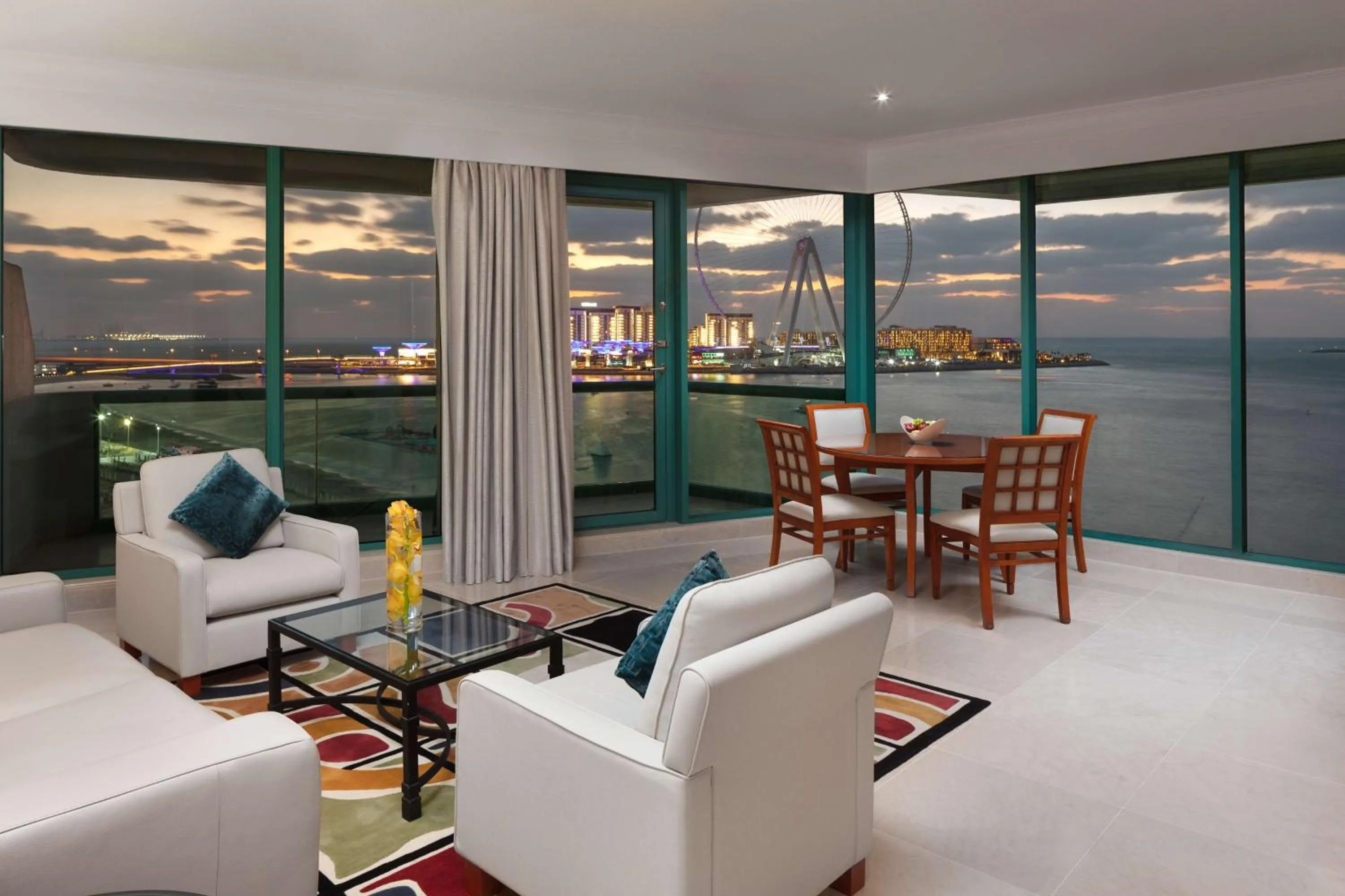 Living room in Hilton Dubai Jumeirah