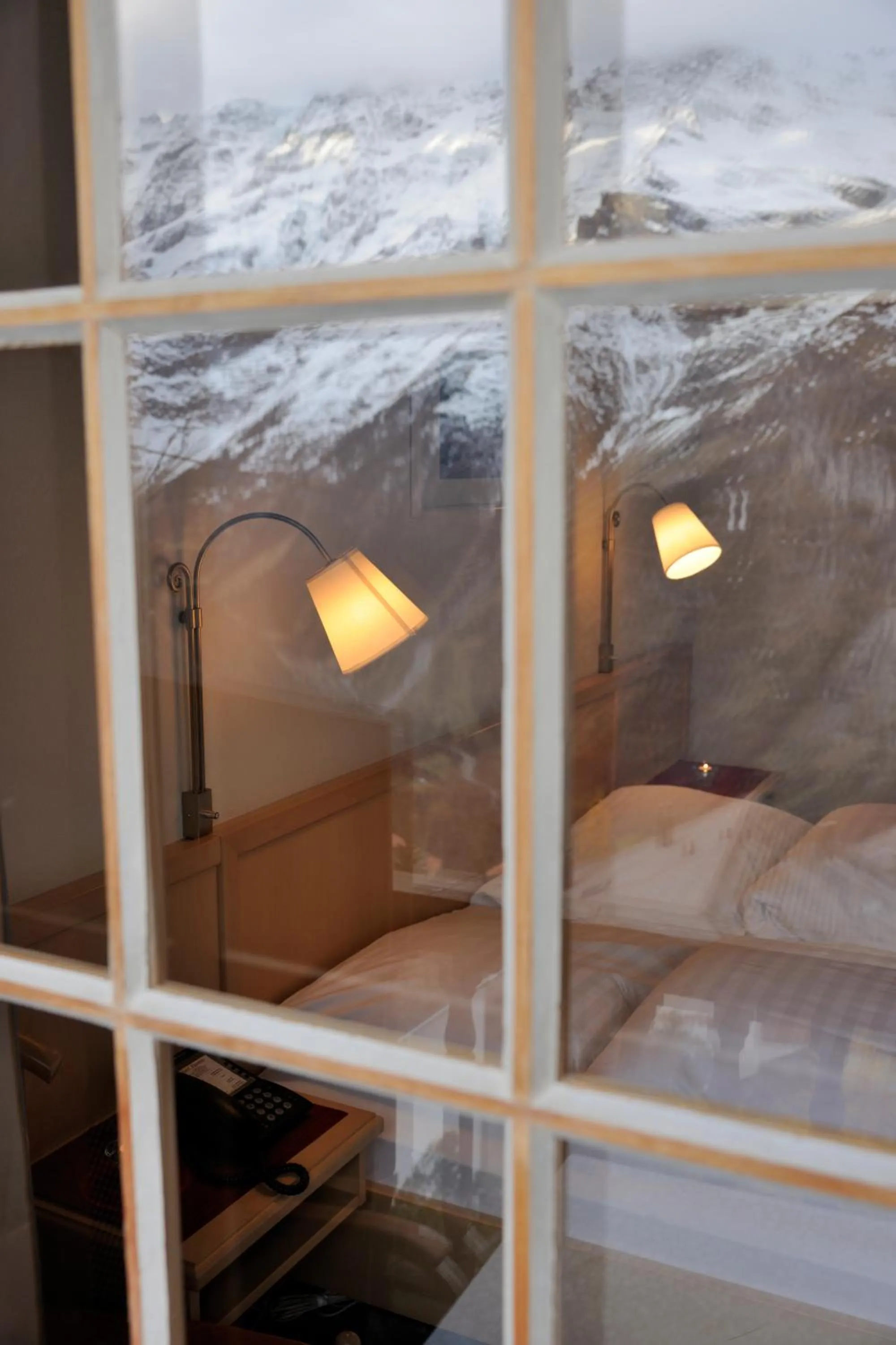 Bed in Hotel Alpenruh