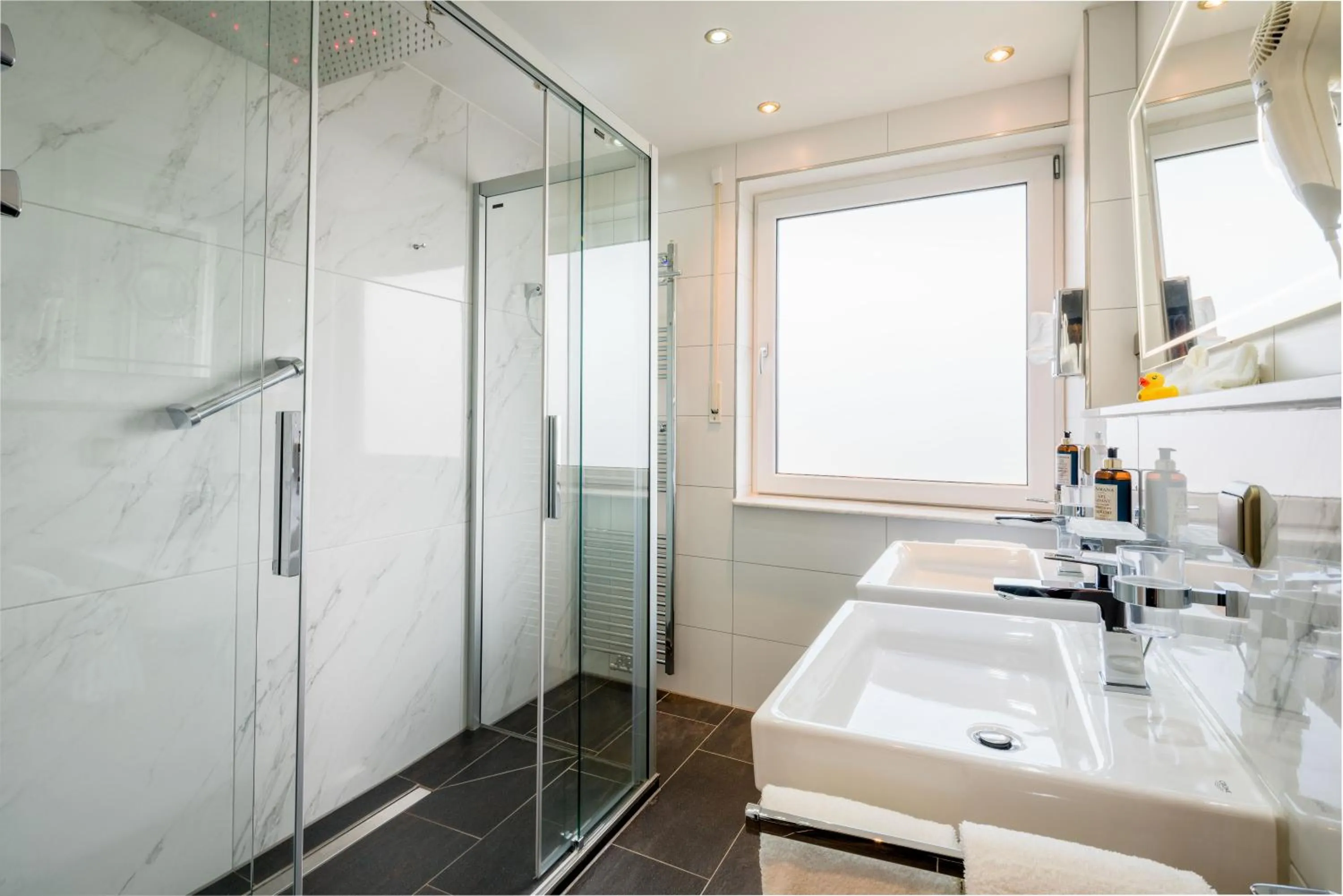 Shower in Hotel Krone Igelsberg