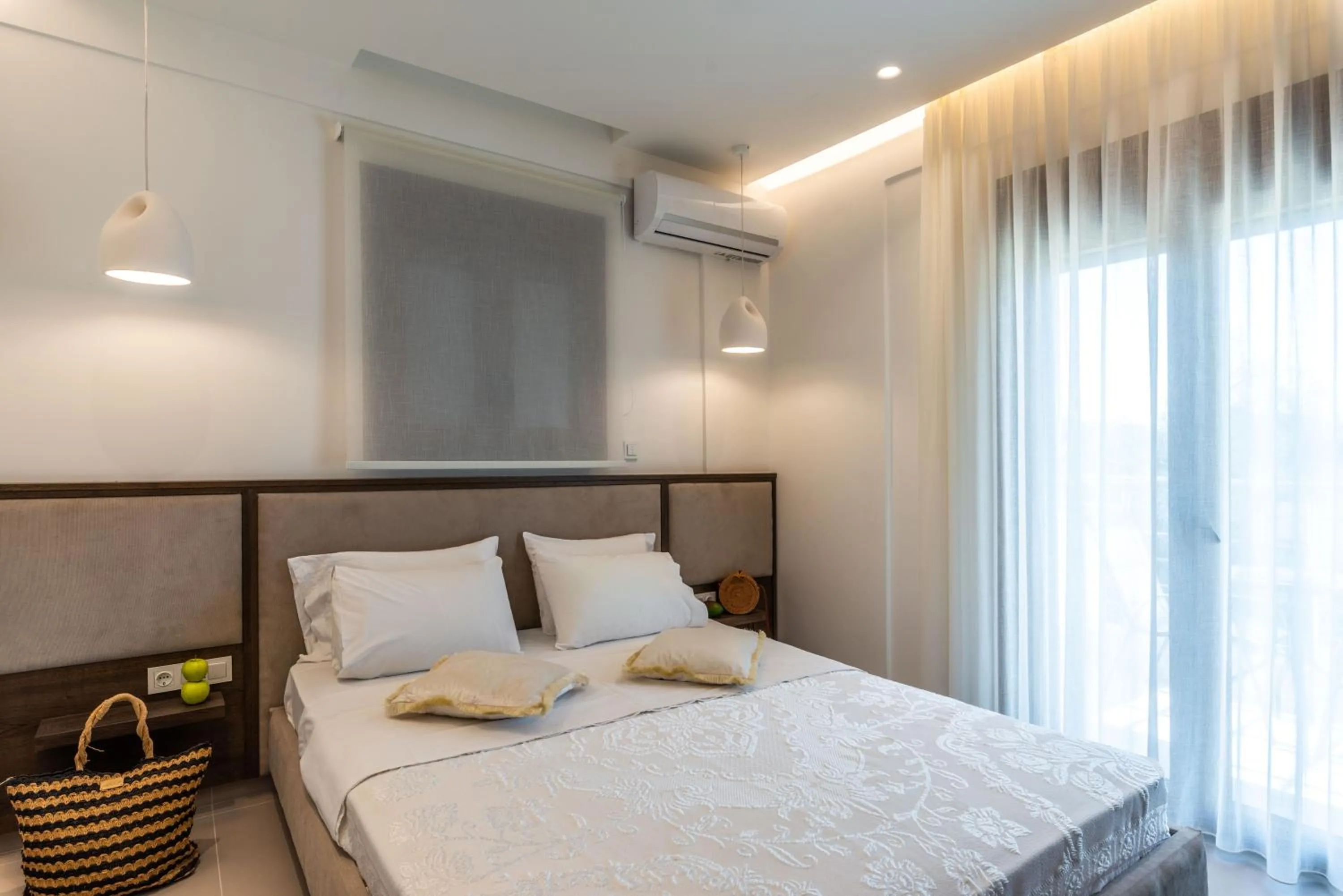 Bed in Anneta Studios