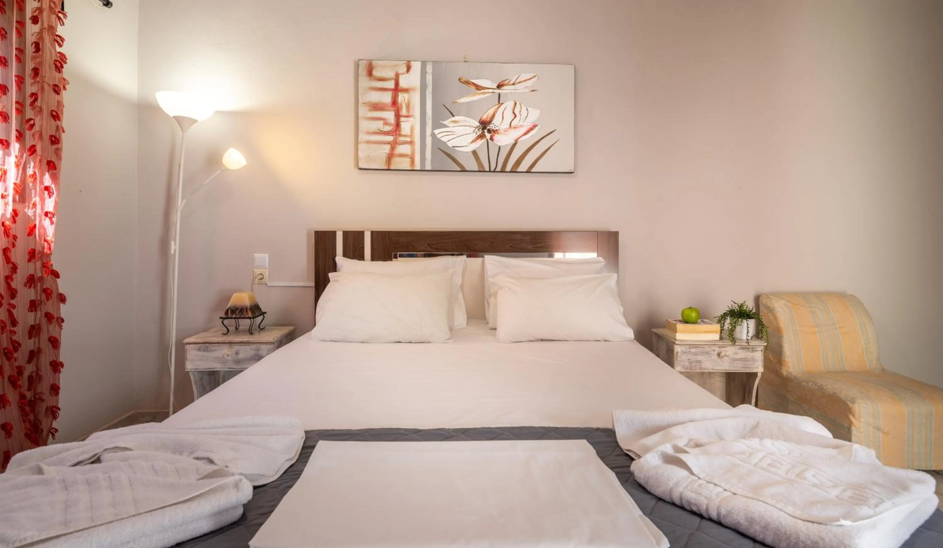 Bed in Anneta Studios