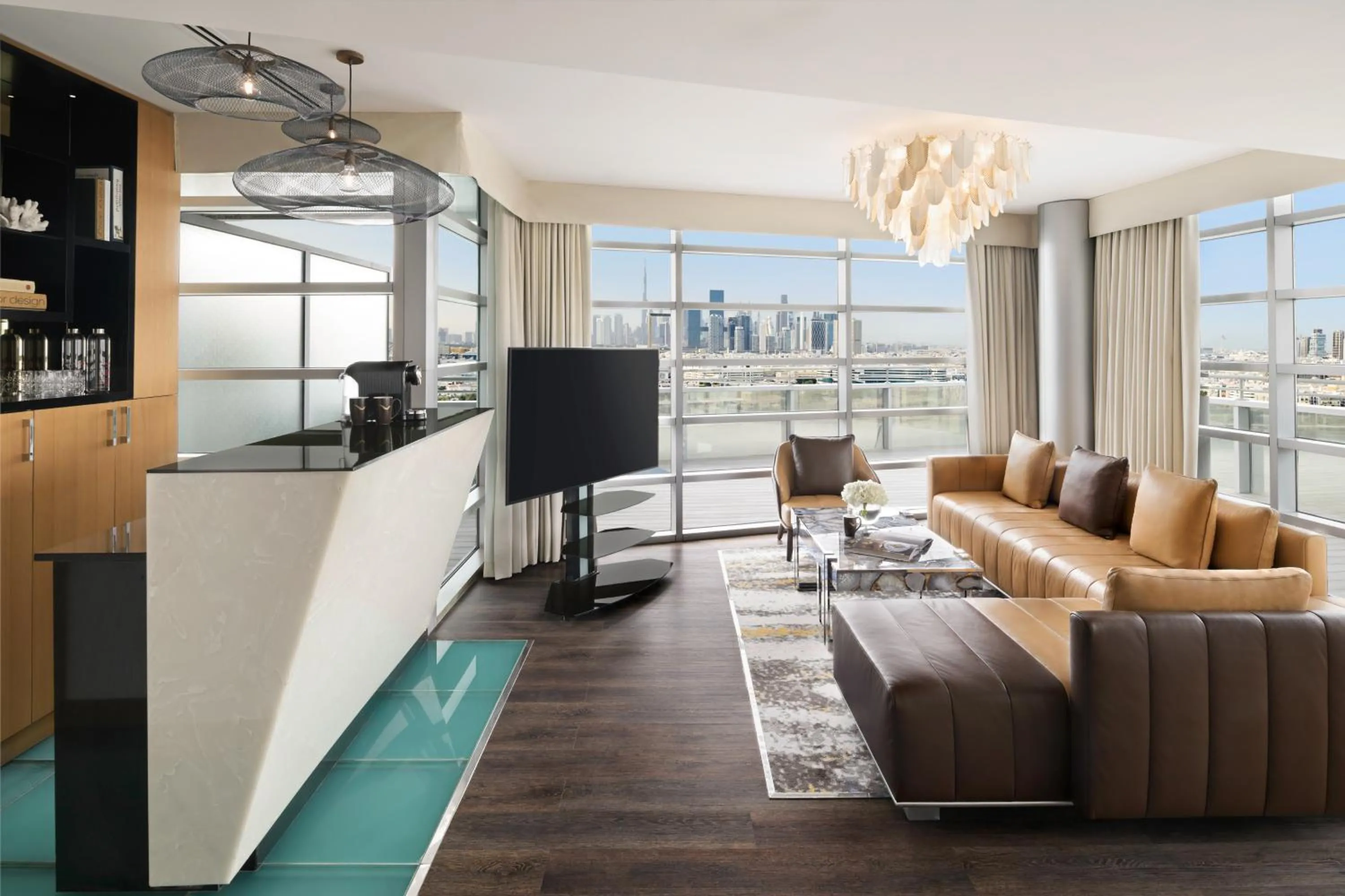 TV and multimedia in Mövenpick Dubai Creek