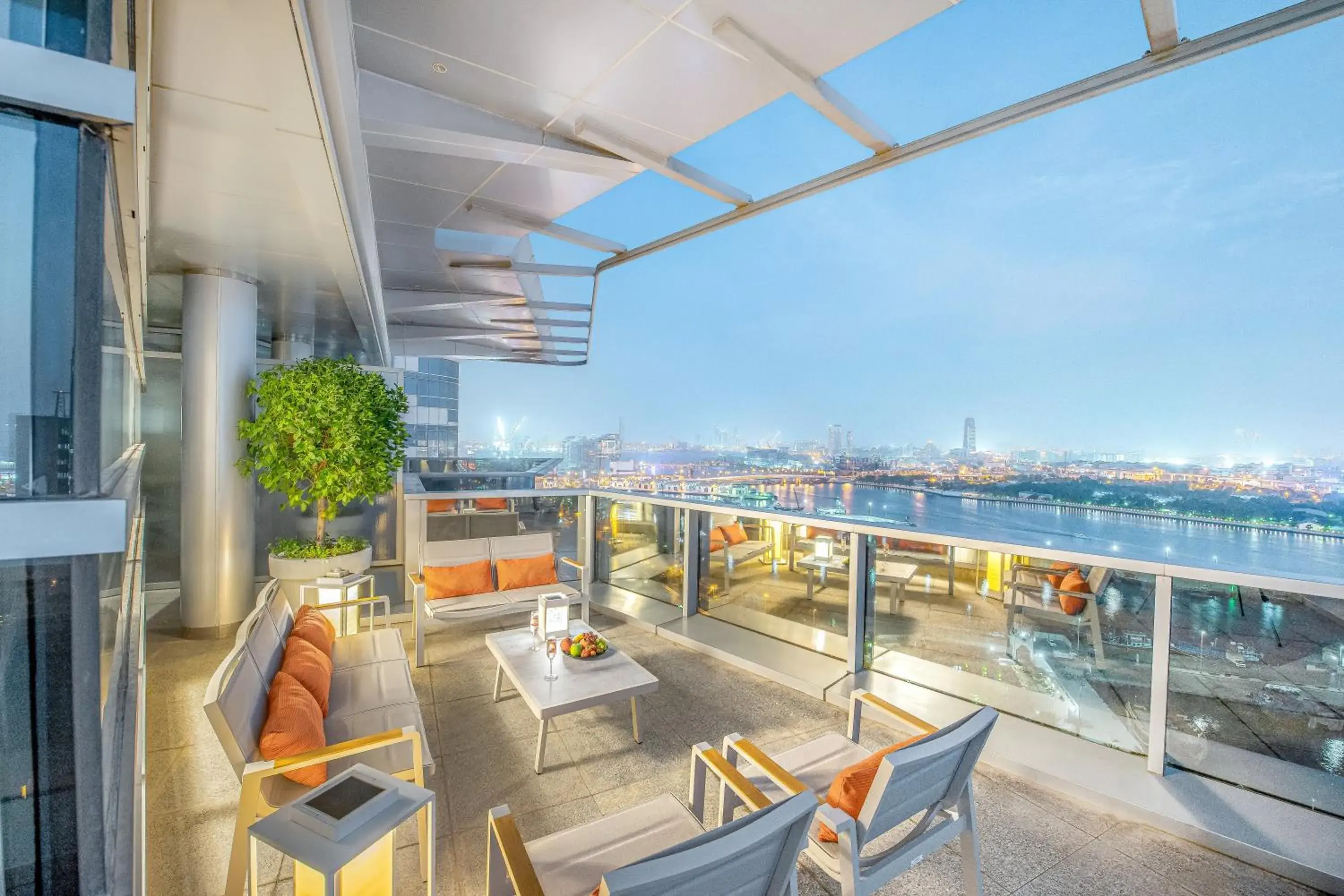 Grand Suite waterfront with Terrace in Golden Sands Boutique Hotel-Dubai Creek Grand Suite waterfront with Terrace in Golden Sands Boutique Hotel-Dubai Creek