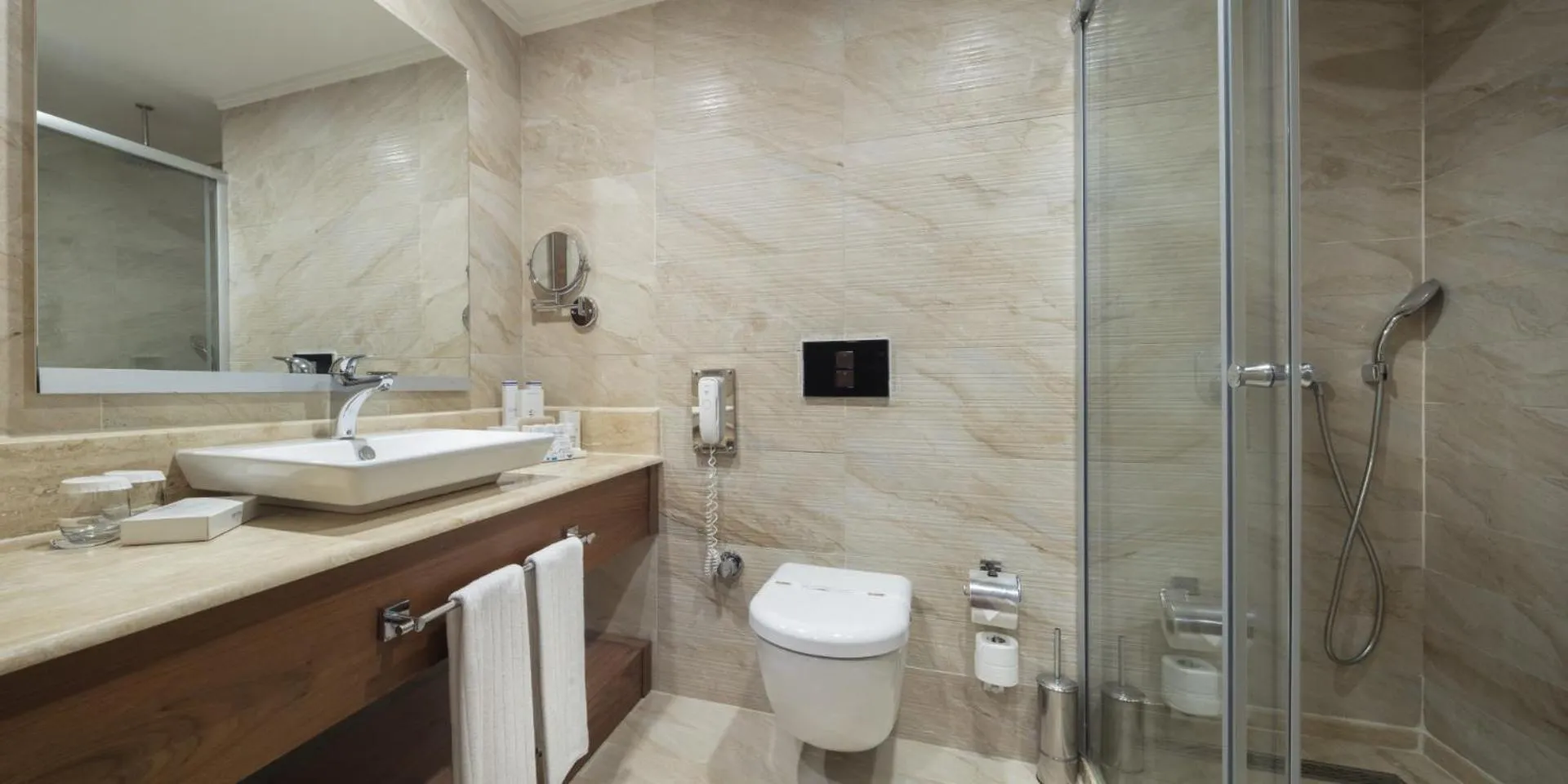 Bathroom in Nirvana Mediterranean Excellence - Ultra All Inclusive