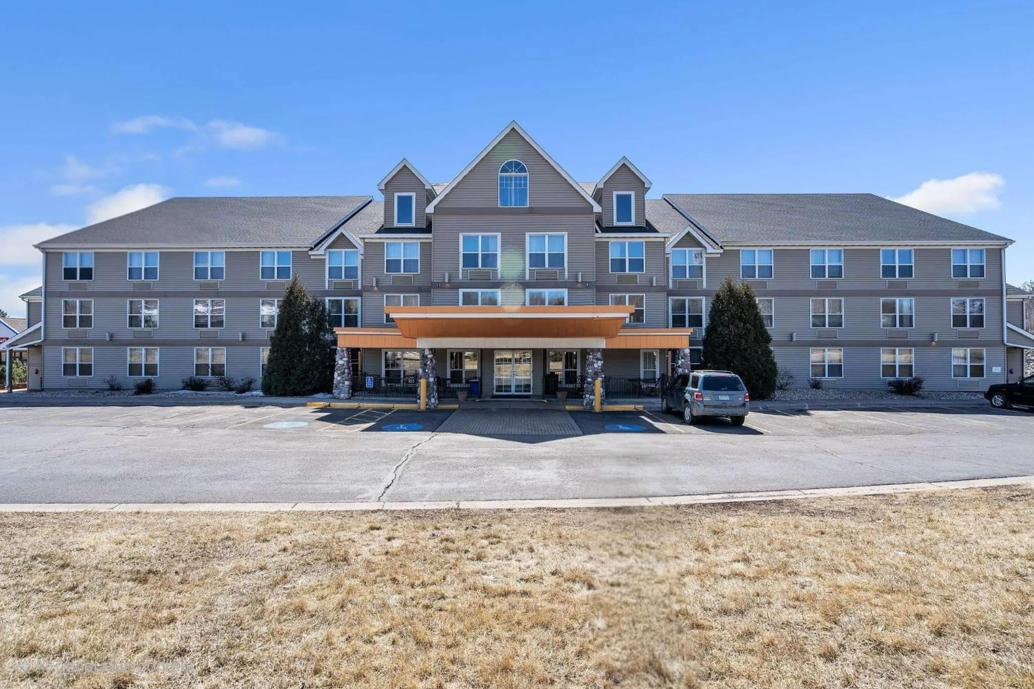Property building in Sleep Inn & Suites near Spirit Mountain