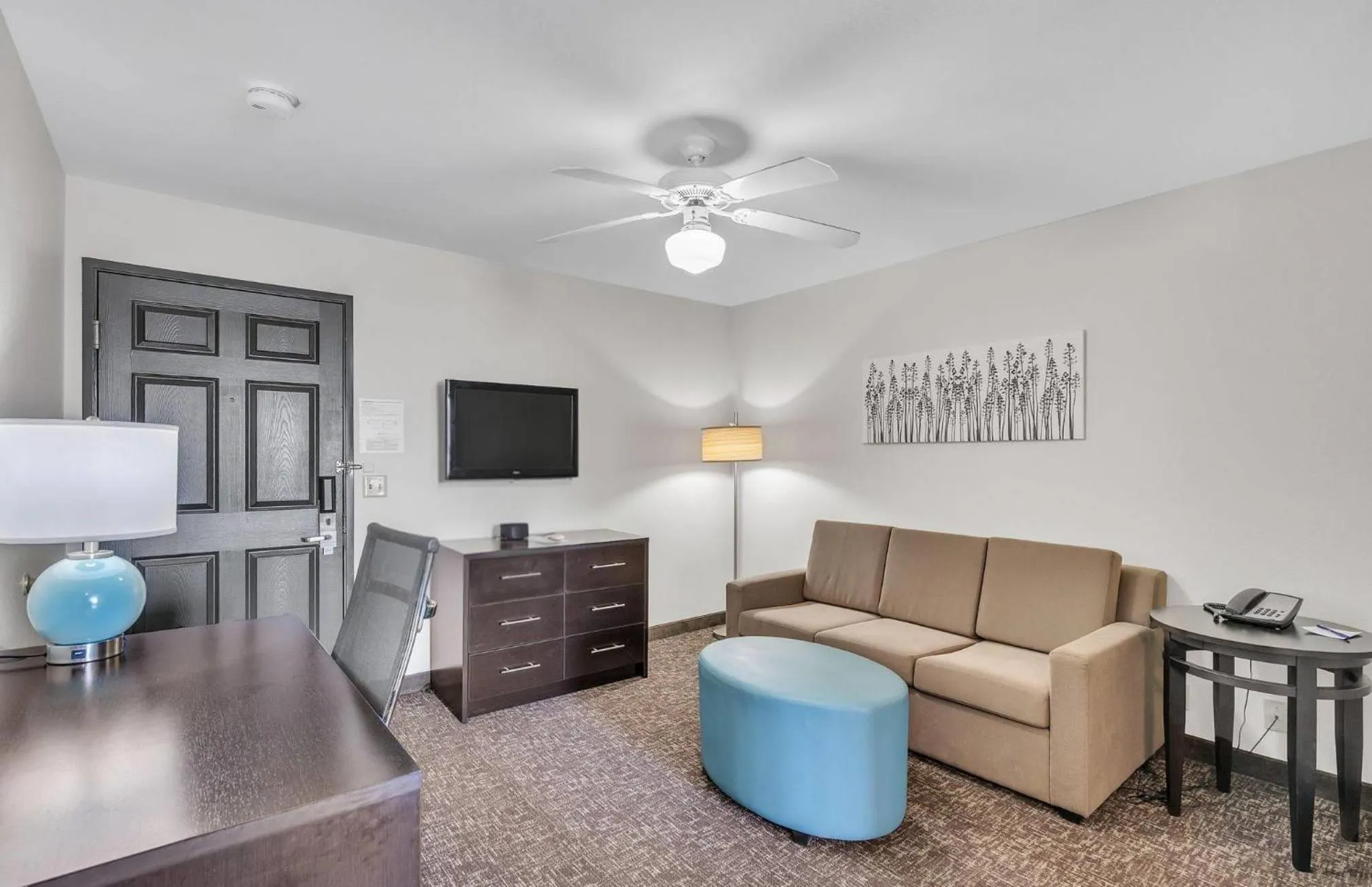 Bedroom in Sleep Inn & Suites near Spirit Mountain