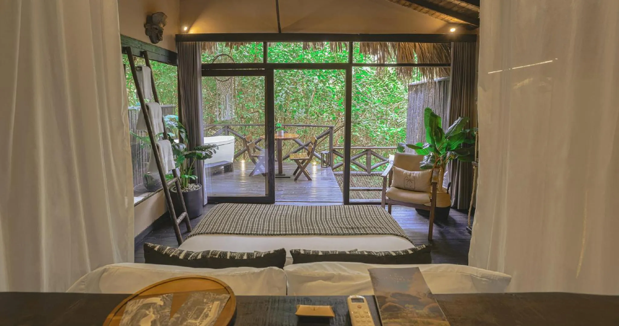 Garden view in Hotel Casa Candela