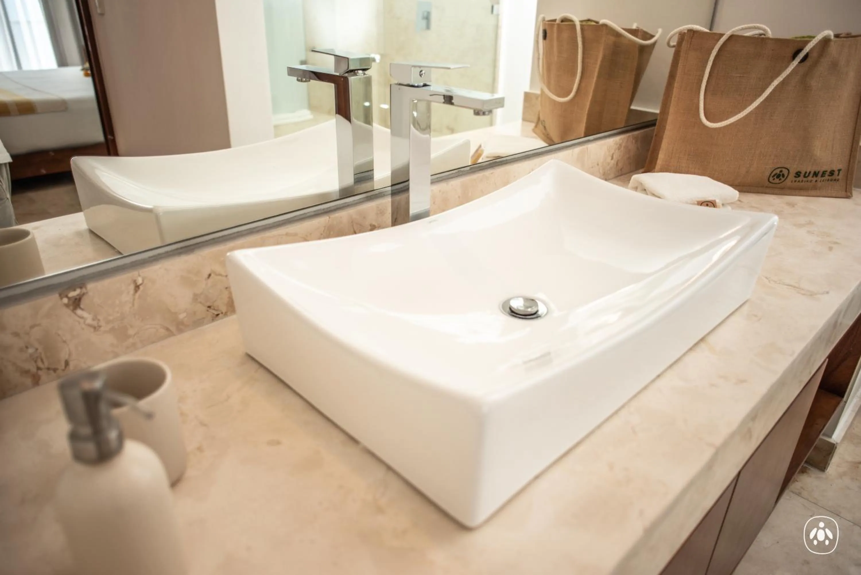 Bathroom in Anah La Quinta