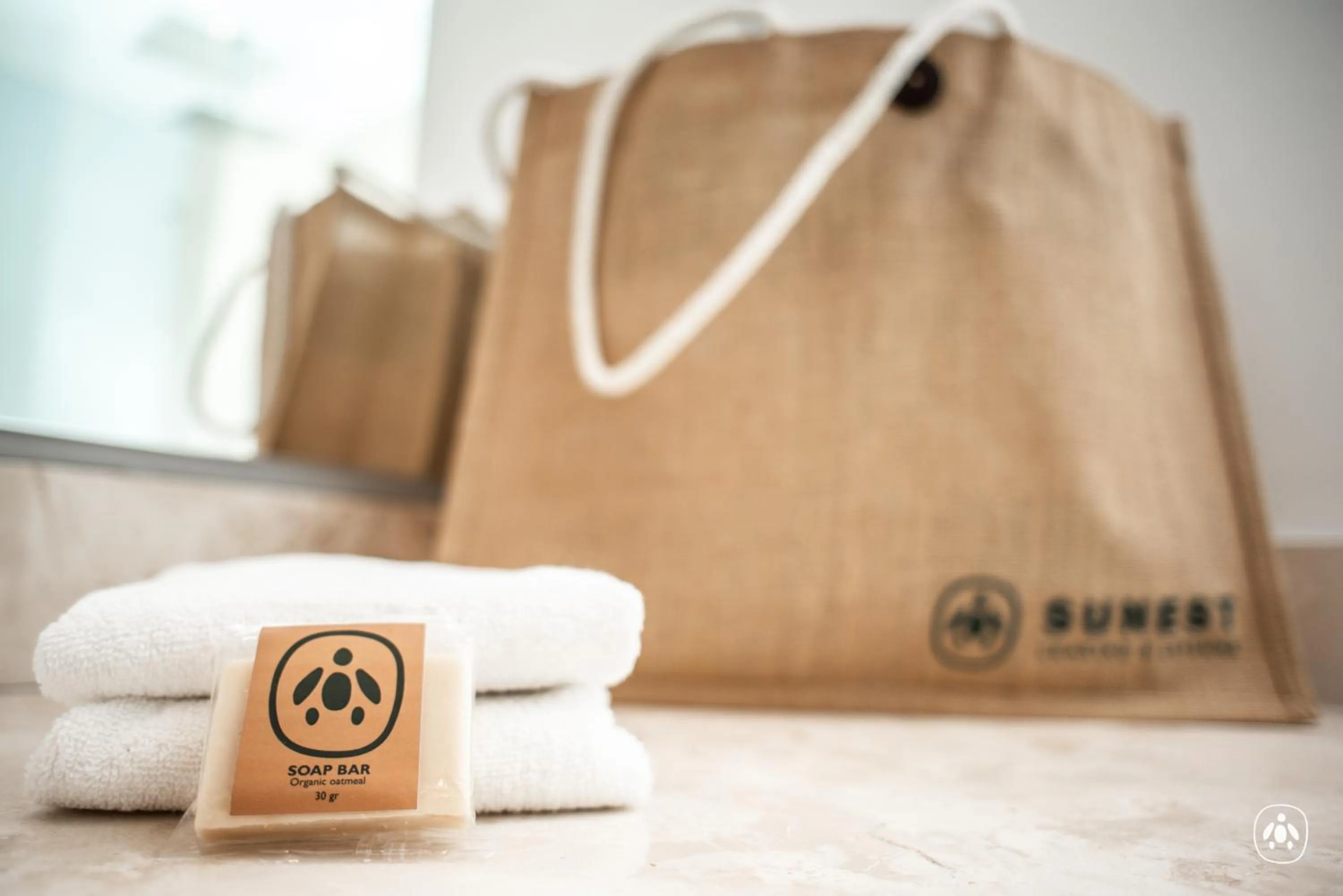 Property logo or sign in Anah La Quinta