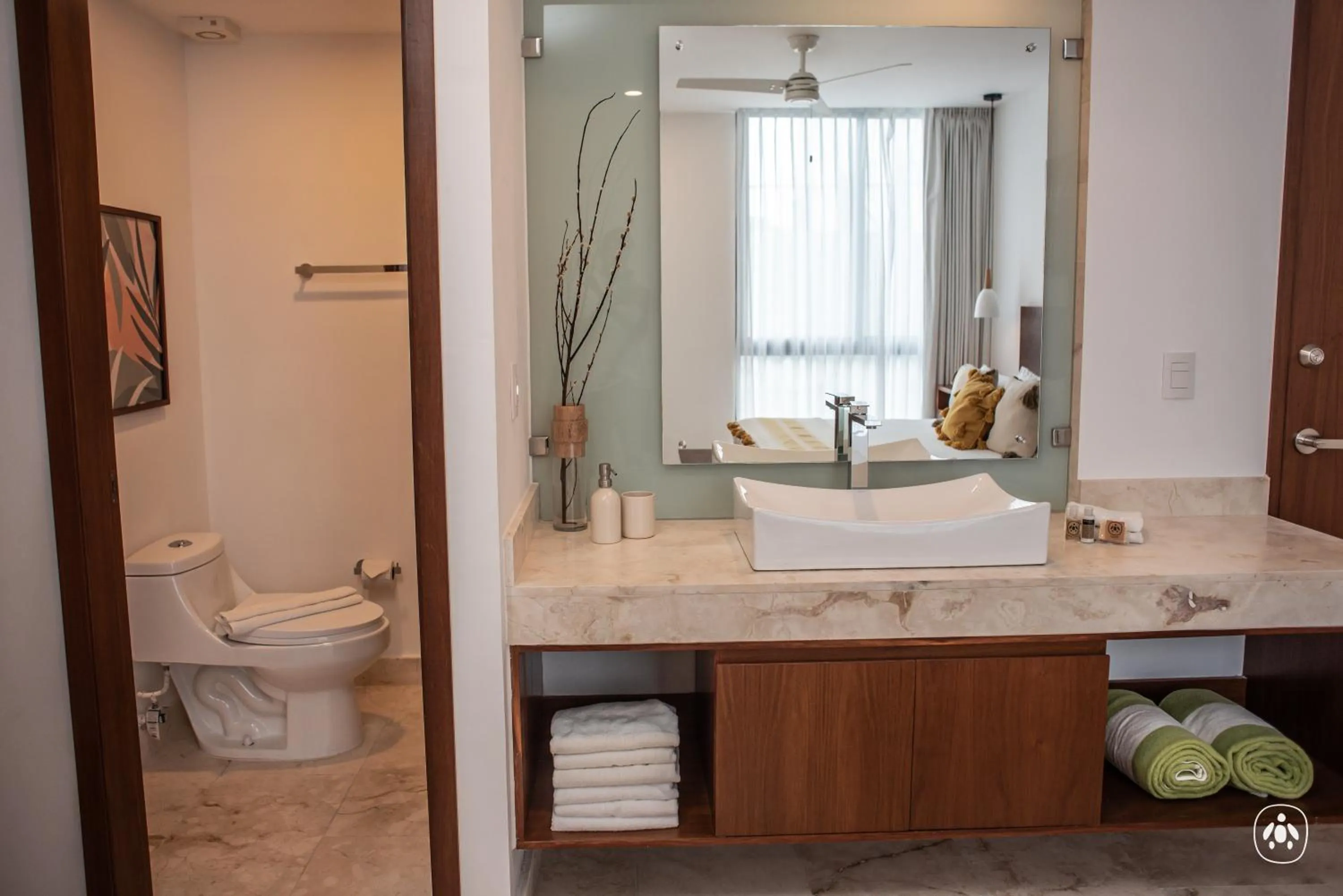 Bathroom in Anah La Quinta