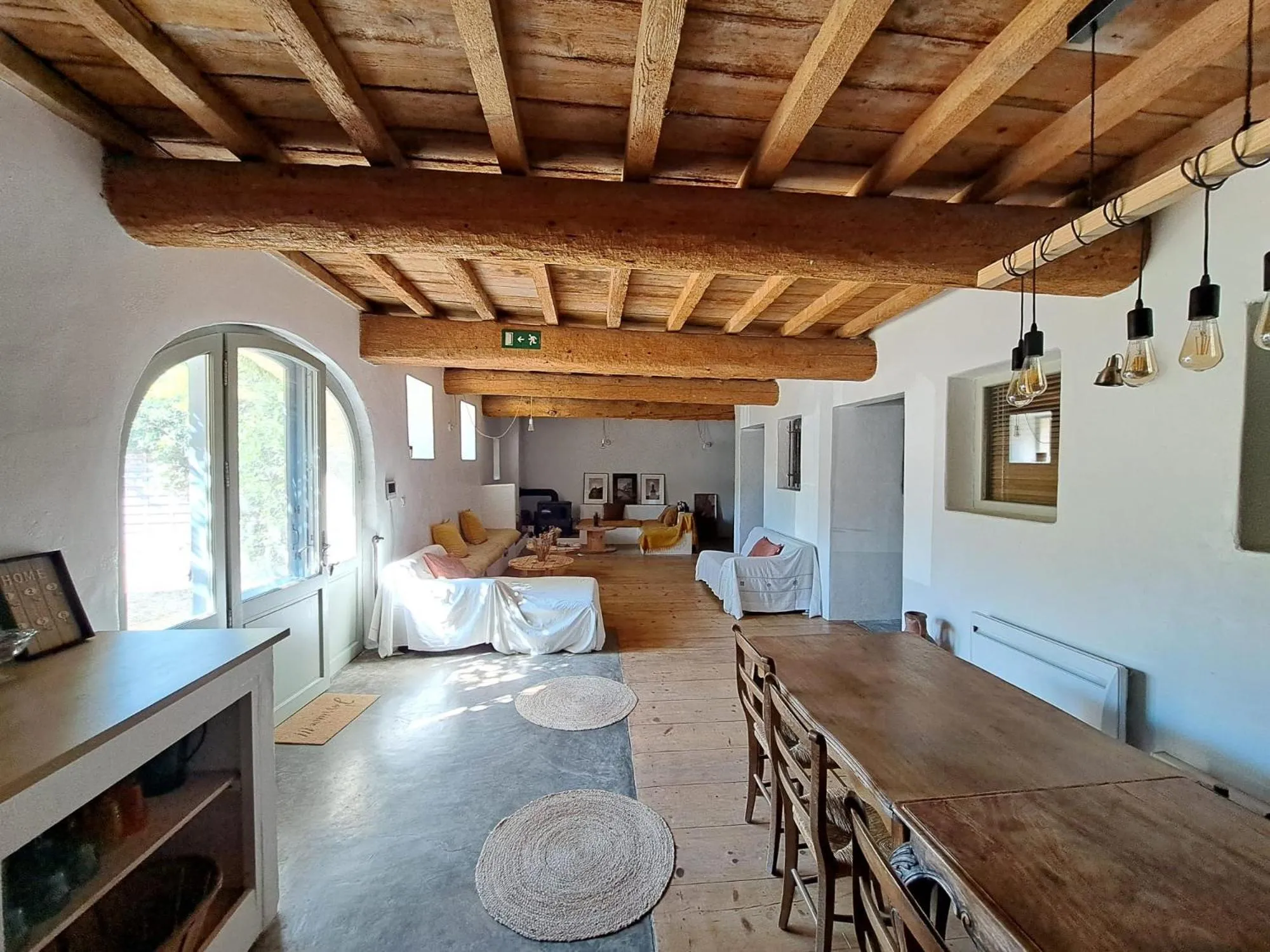 Kitchen or kitchenette in Maison Tara verte au Mas Montredon