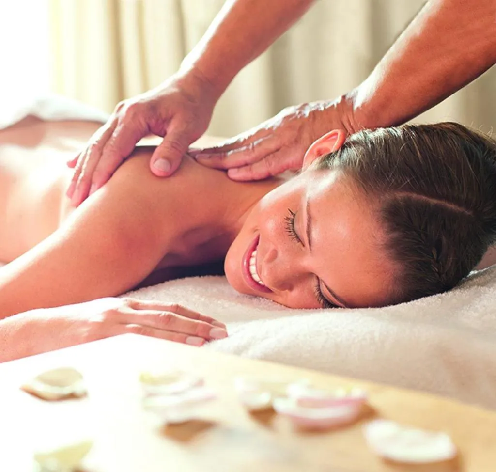 Spa and wellness centre/facilities in Bio Thermalhotel Falkenhof