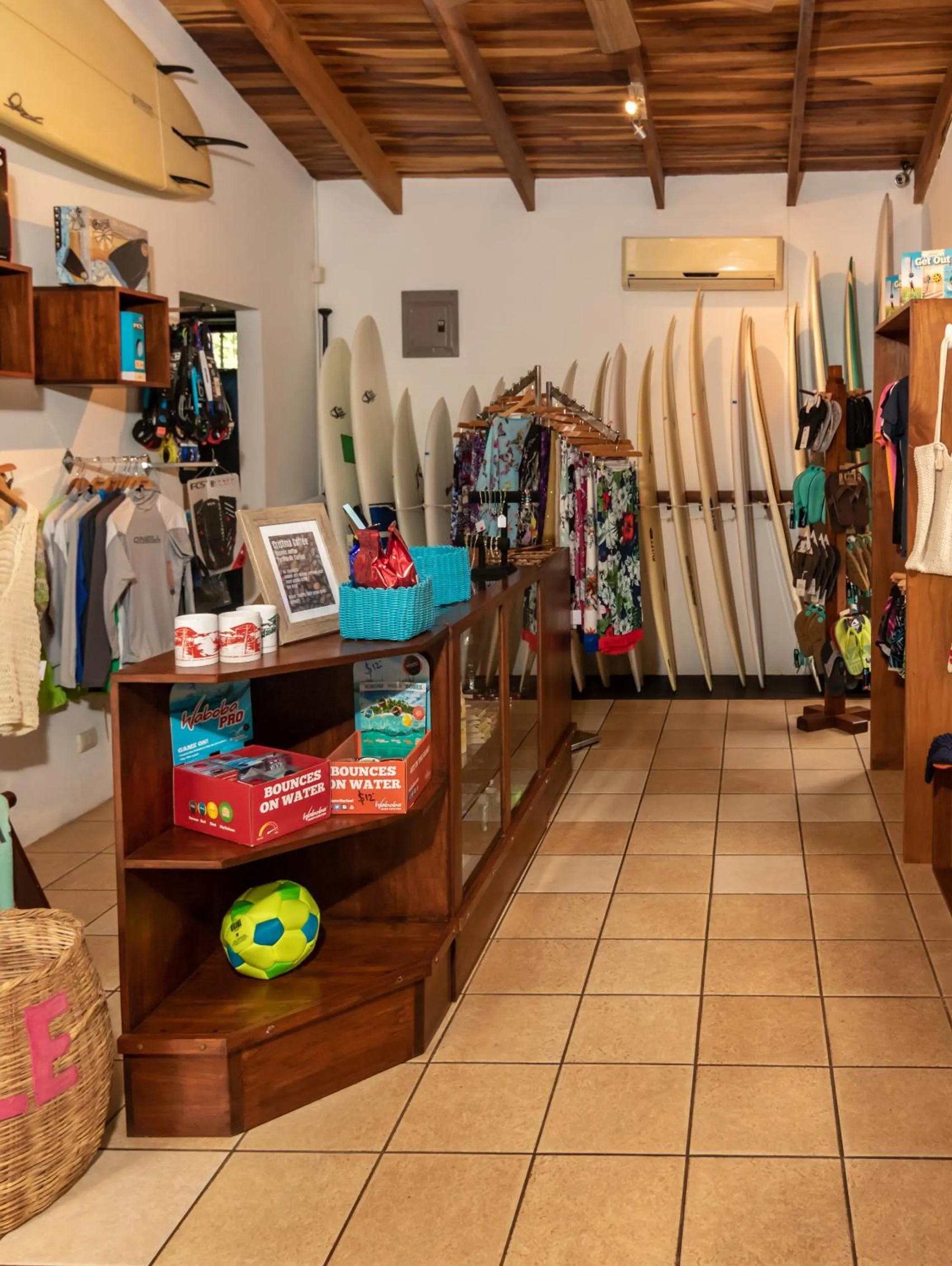 On-site shops in Cabinas Las Olas