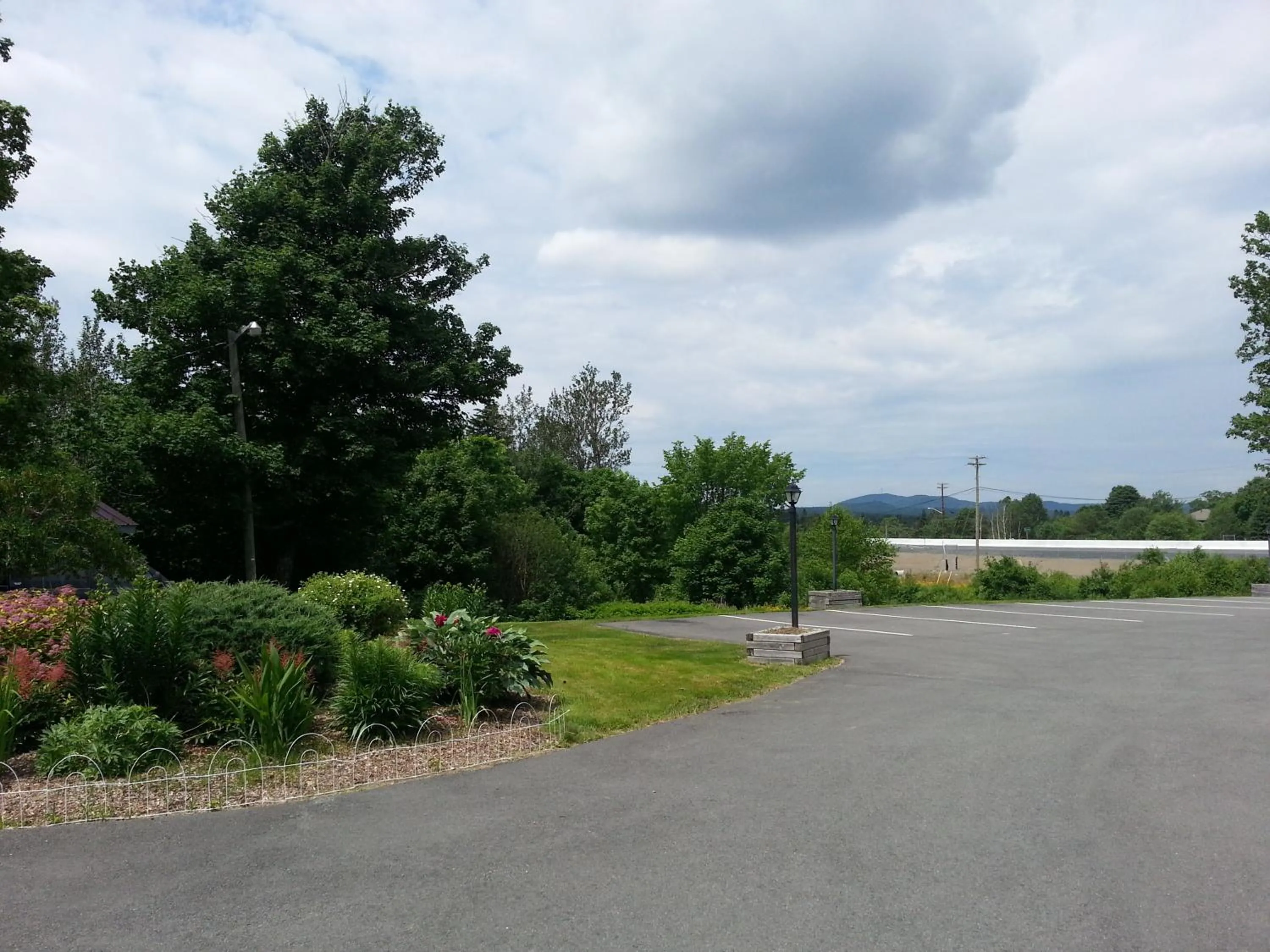 Area and facilities in Granite Town Hotel