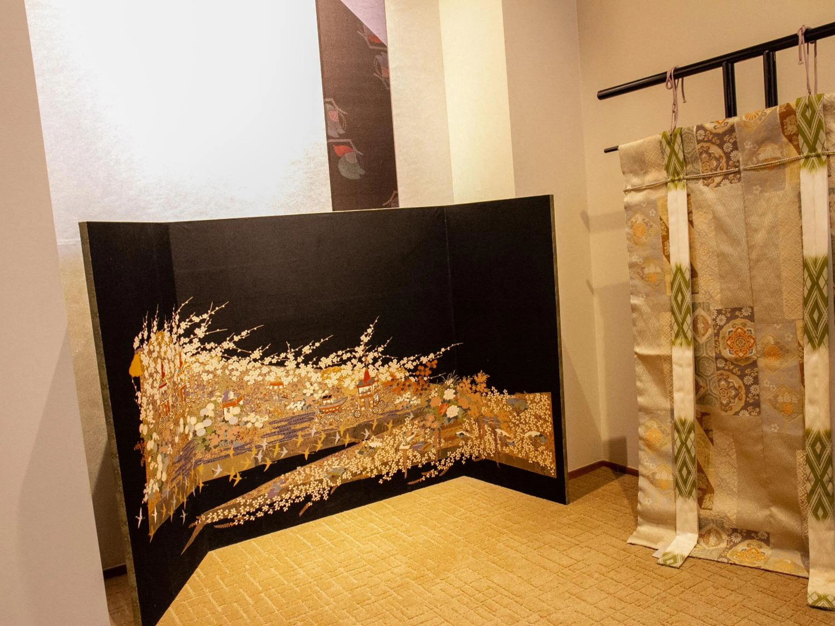 Decorative detail in Hotel Rakurakuan