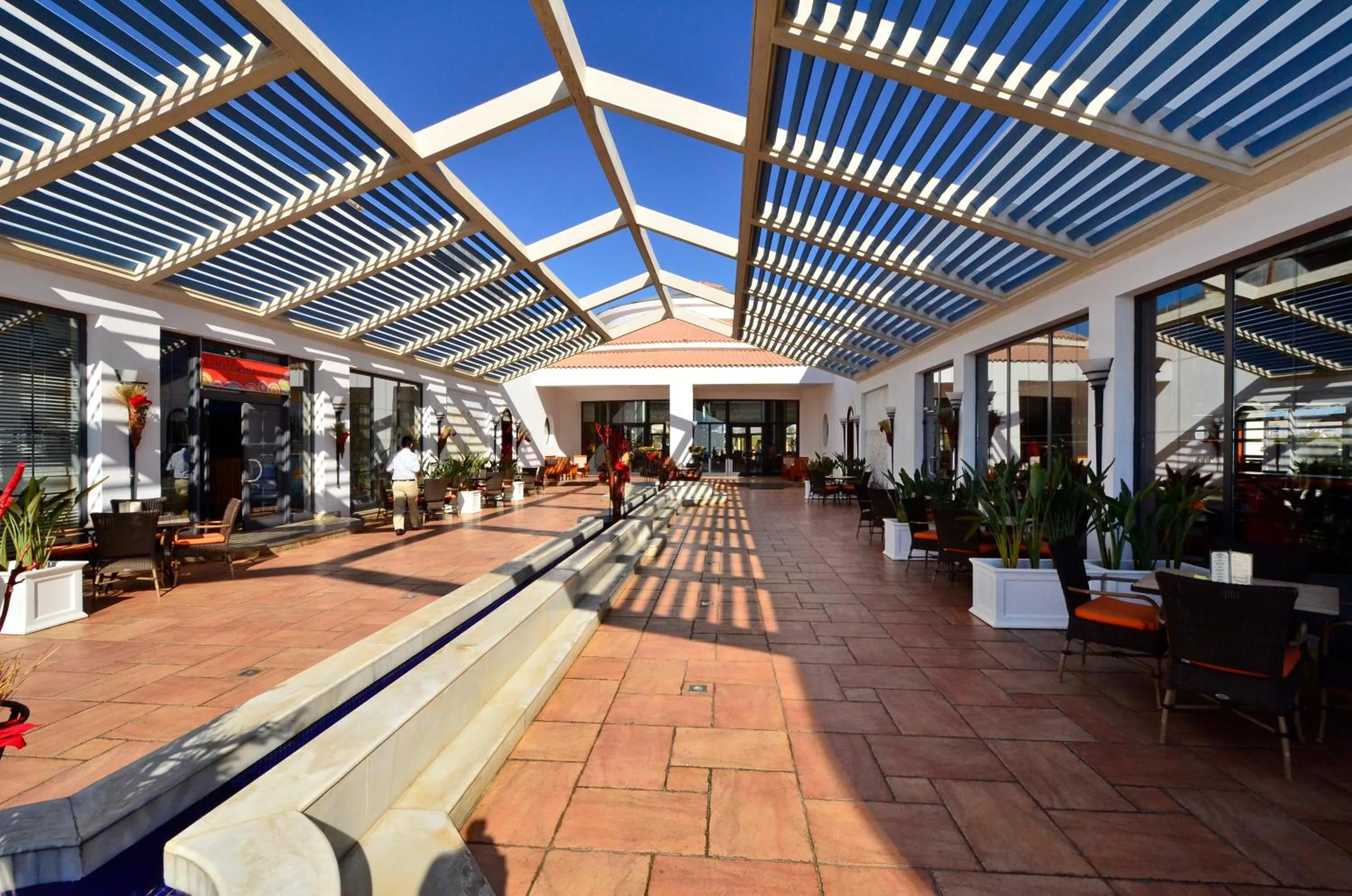 Lounge or bar in Reef Oasis Blue Bay Resort & Spa