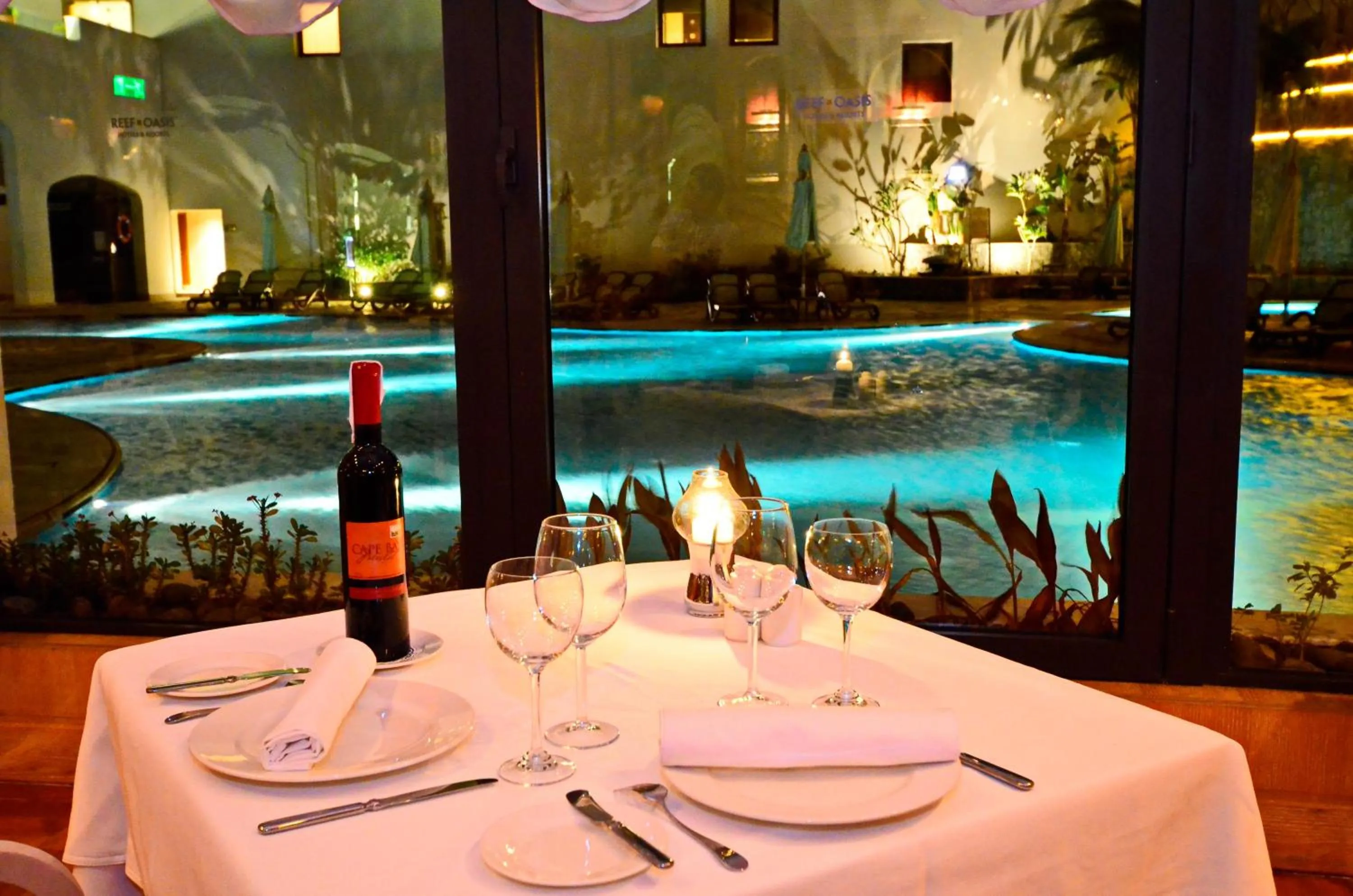 Restaurant/places to eat in Reef Oasis Blue Bay Resort & Spa