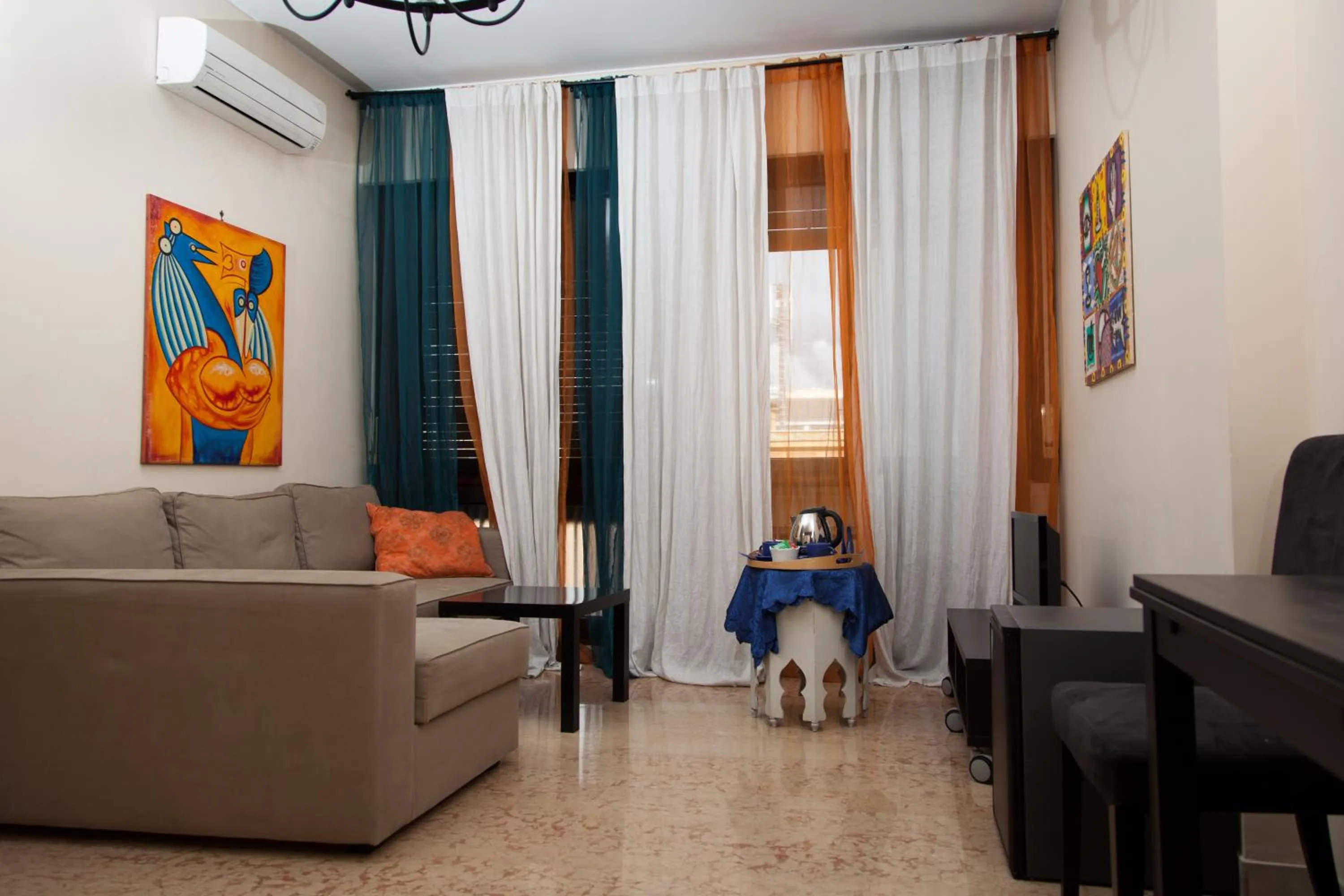 Seating area in Santa Croce