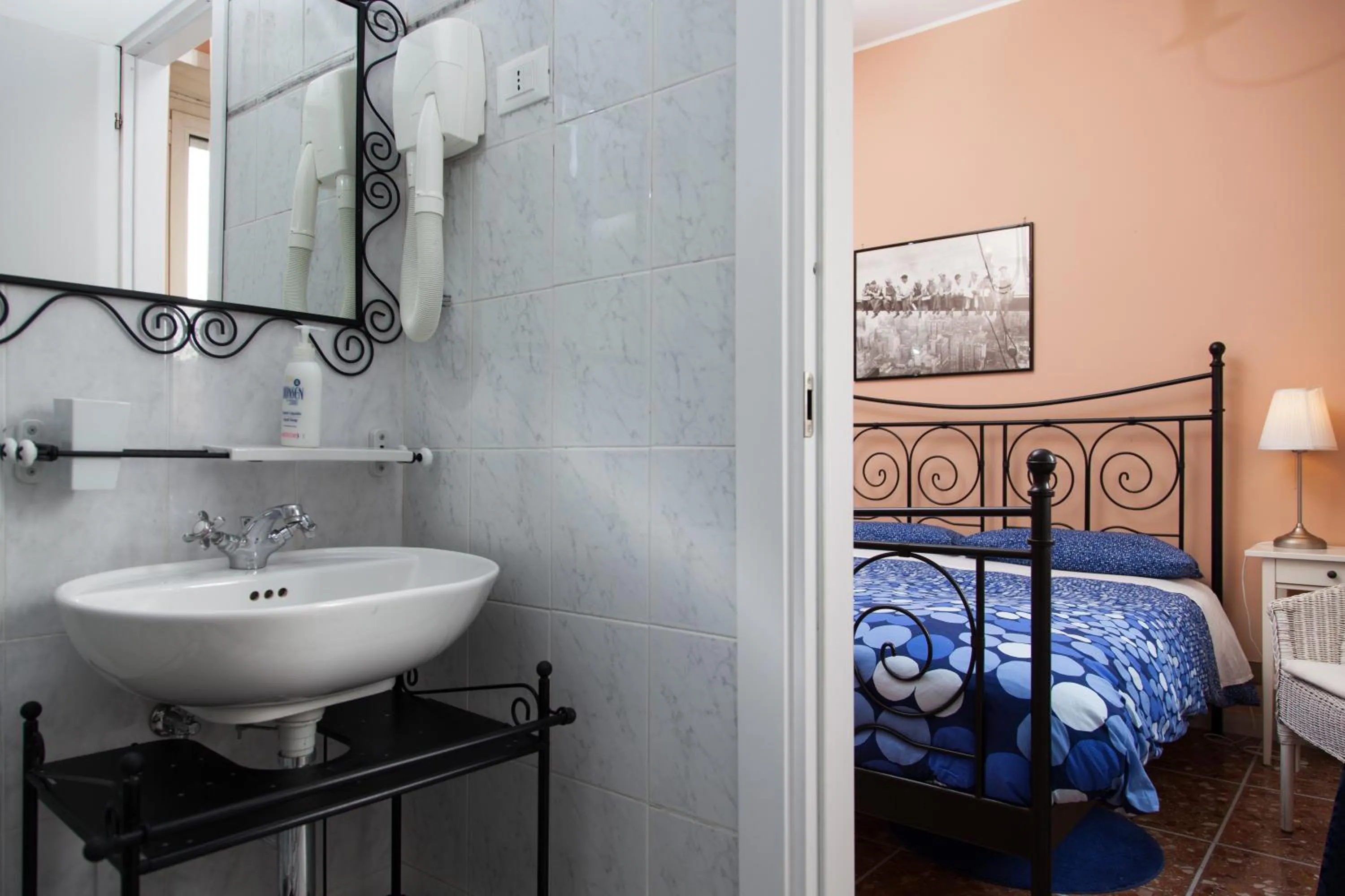 Decorative detail, Bed in Santa Croce