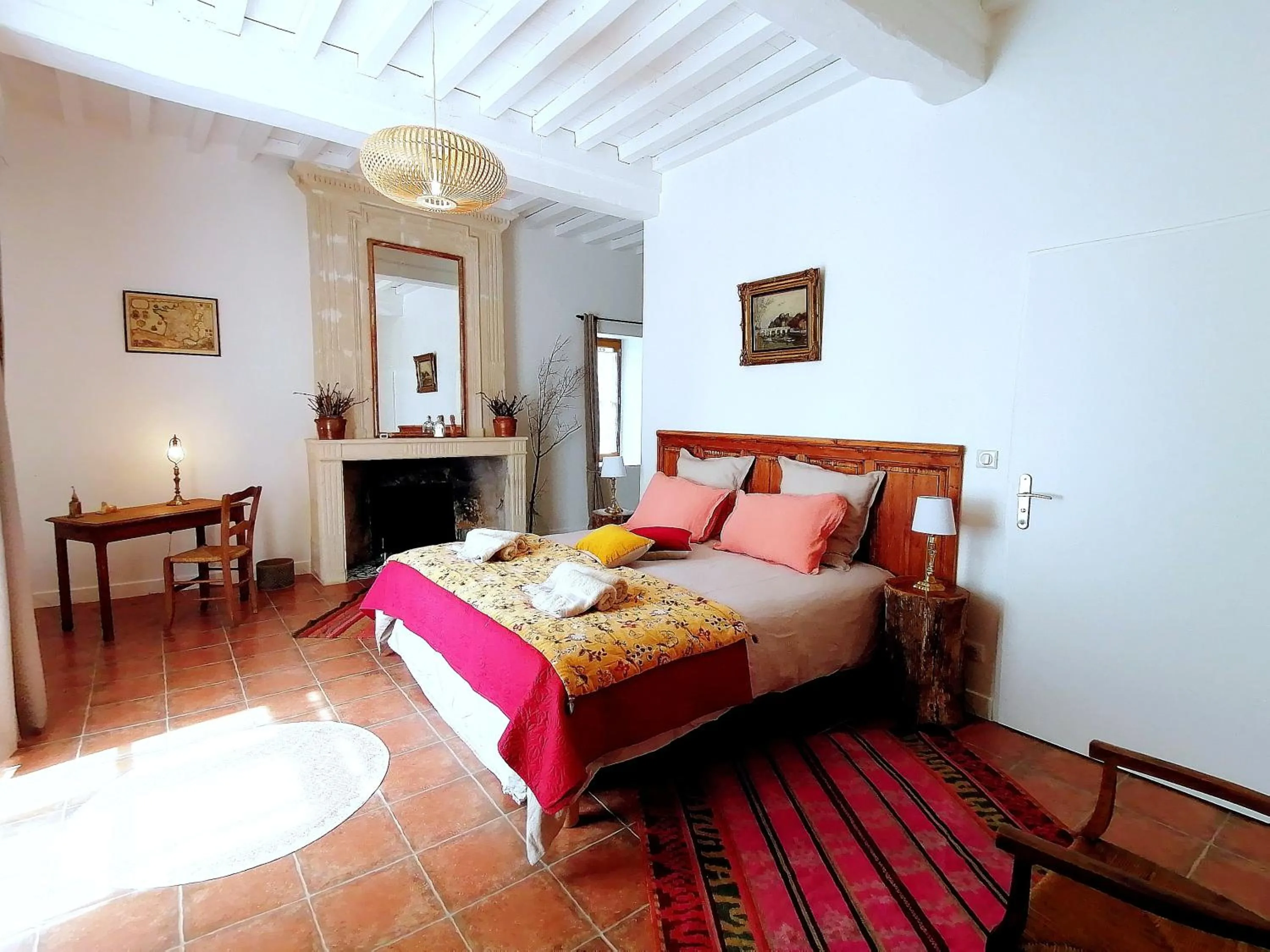 Domaine de Gaïa, Piscine, Pétanque, Ping Pong, proche Saint-Emilion