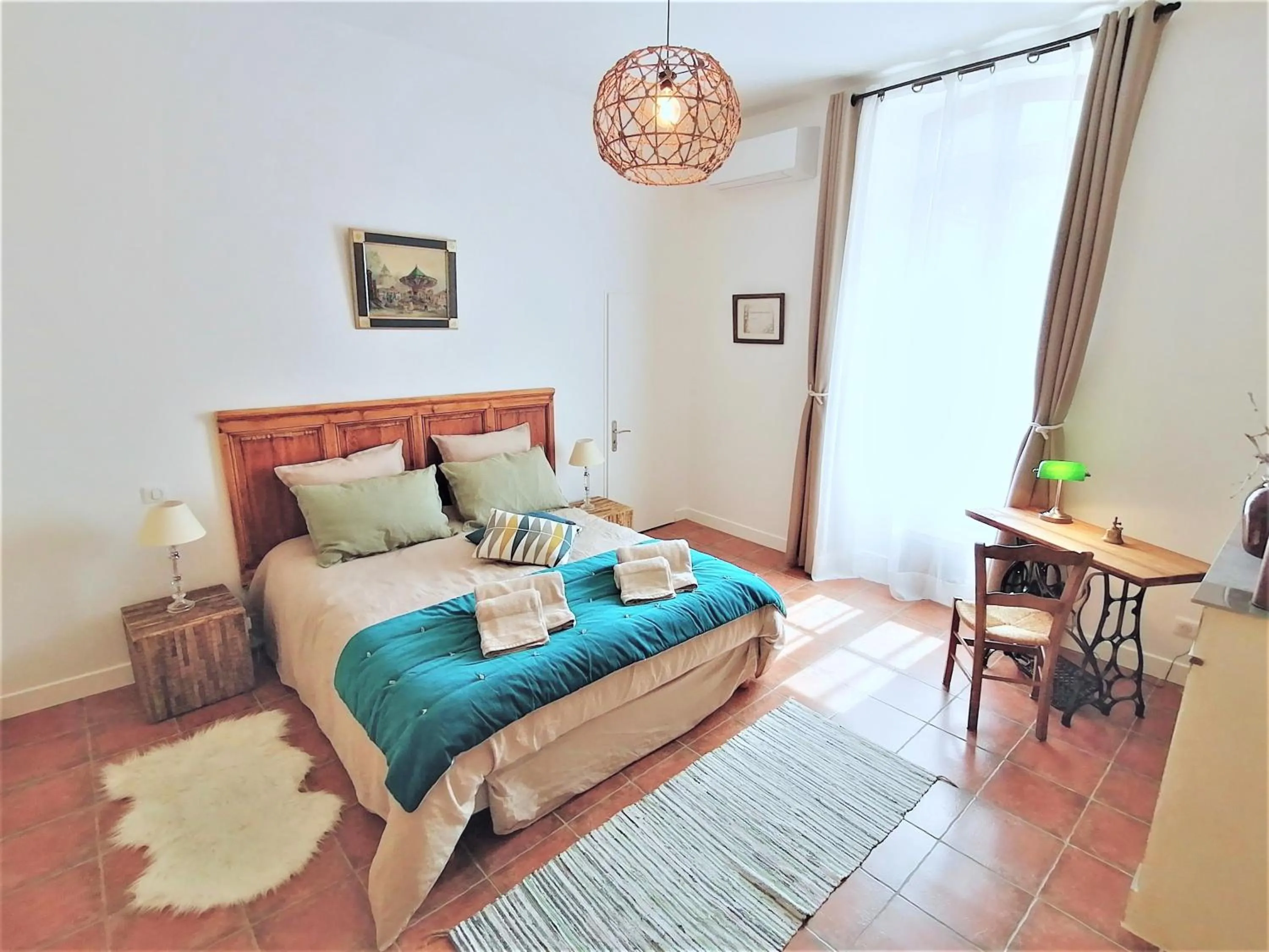 Domaine de Gaïa, Piscine, Pétanque, Ping Pong, proche Saint-Emilion