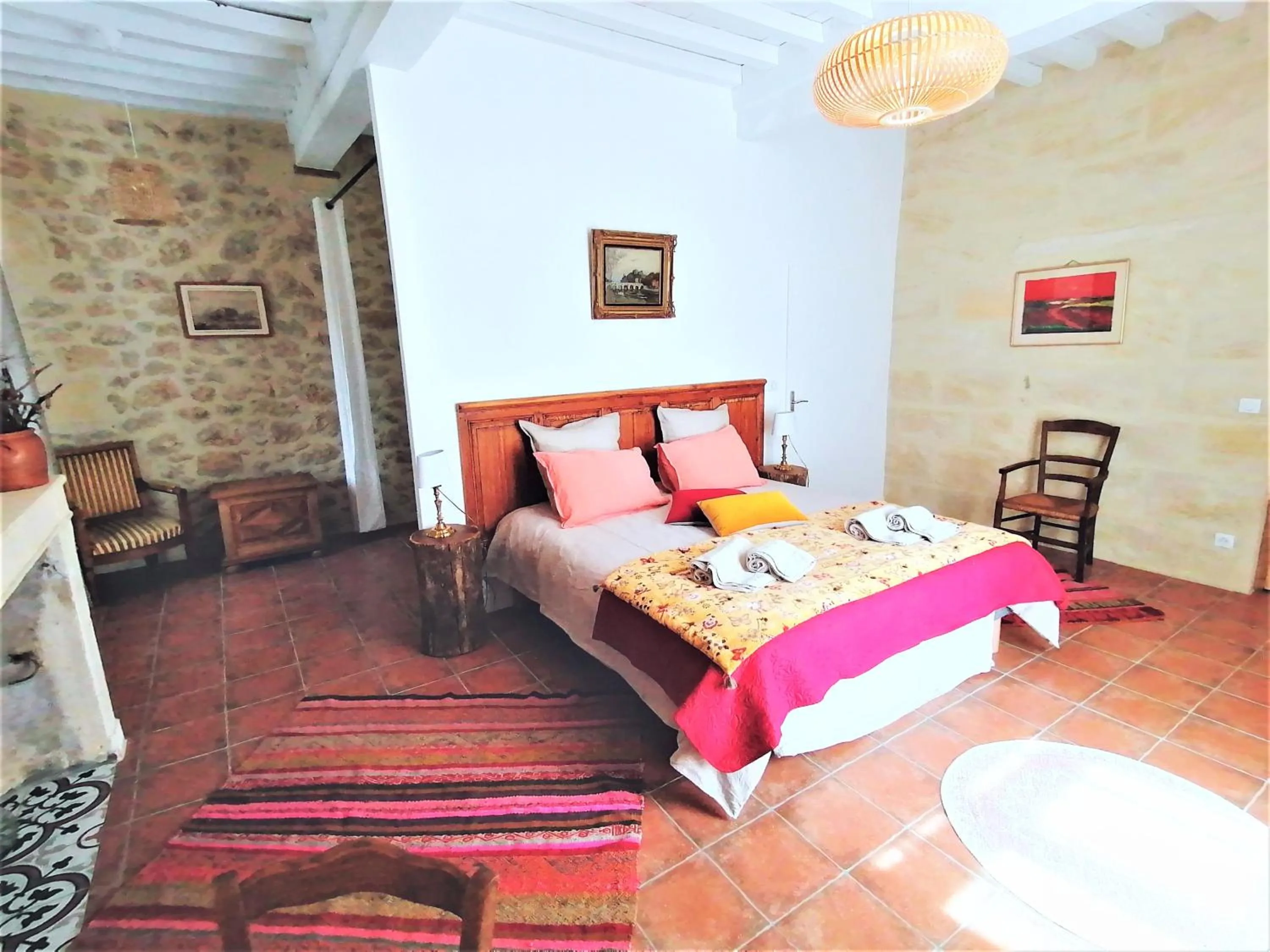 Domaine de Gaïa, Piscine, Pétanque, Ping Pong, proche Saint-Emilion