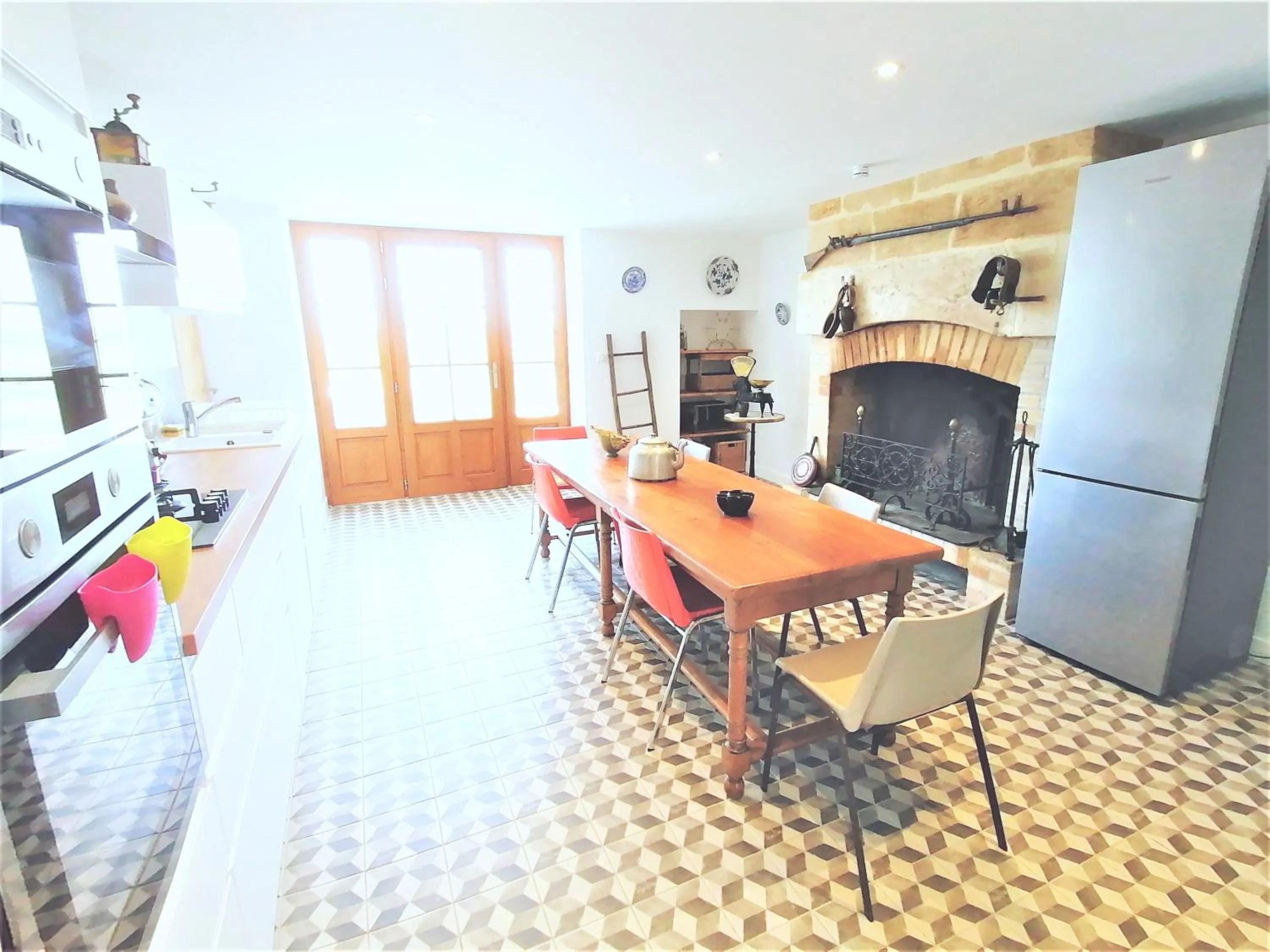 Domaine de Gaïa, Piscine, Pétanque, Ping Pong, proche Saint-Emilion