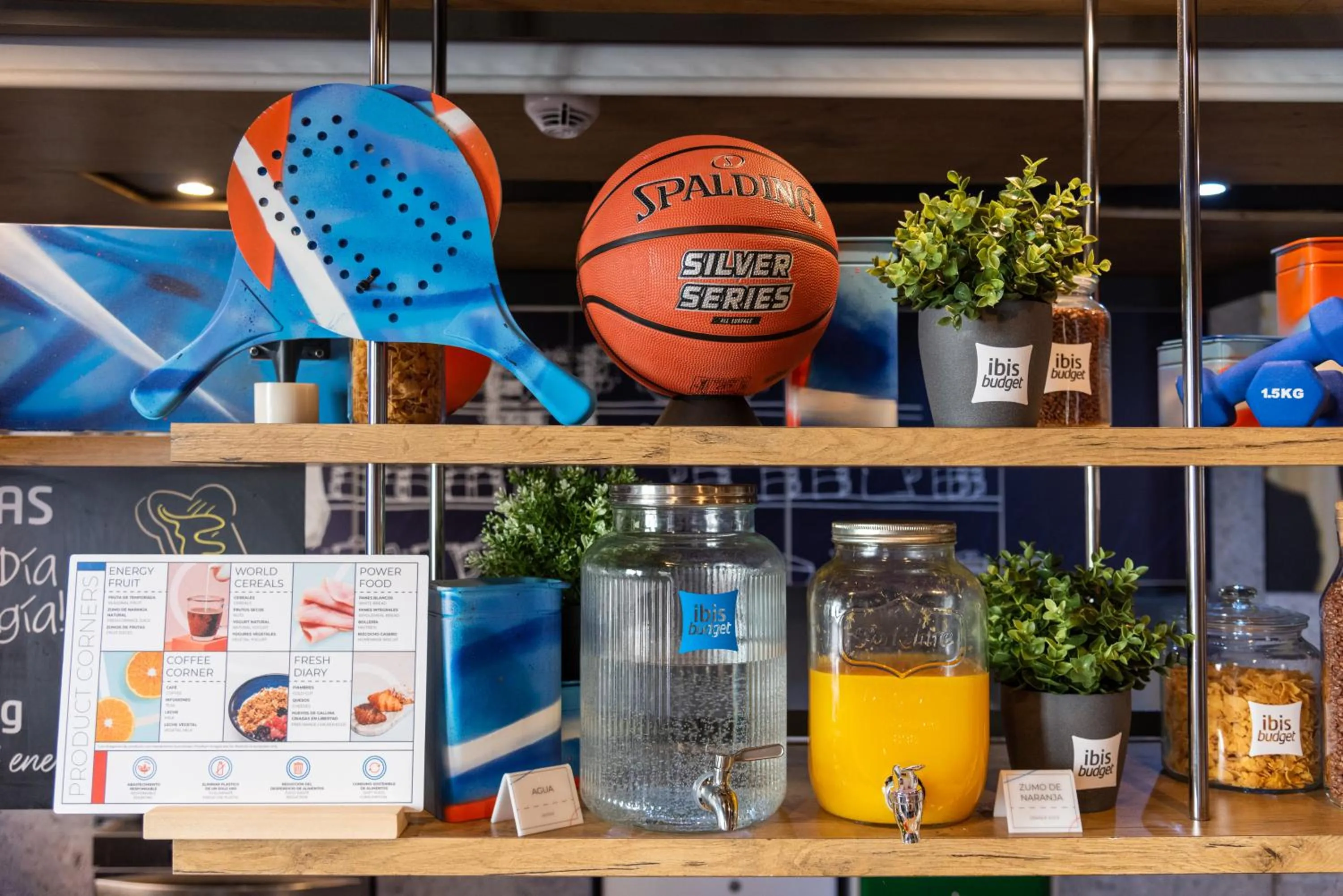 Kitchen or kitchenette in Ibis Budget Madrid Calle Alcalá