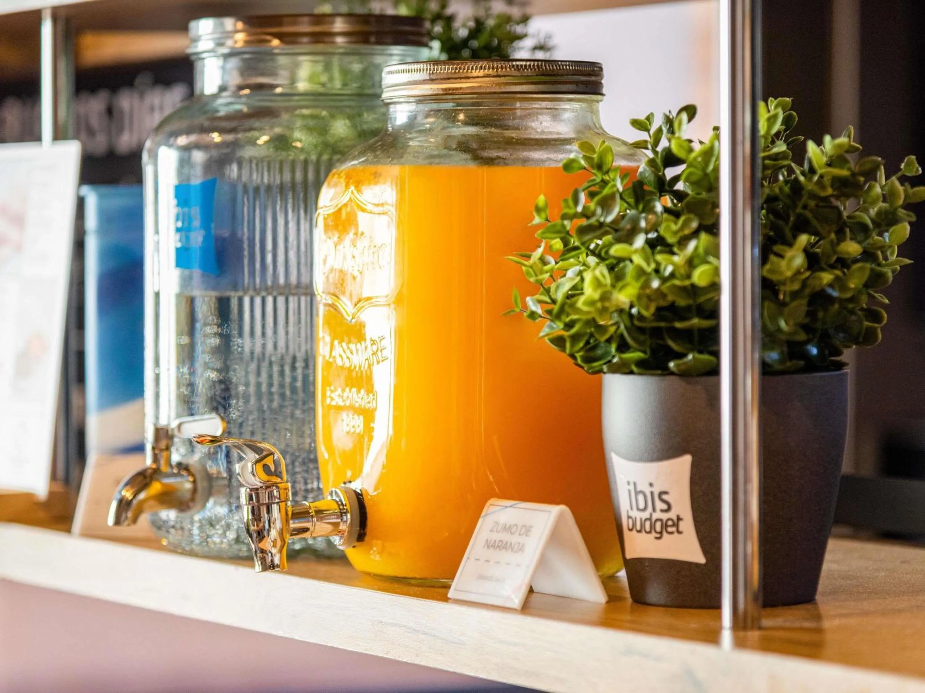 Breakfast in Ibis Budget Madrid Calle Alcalá