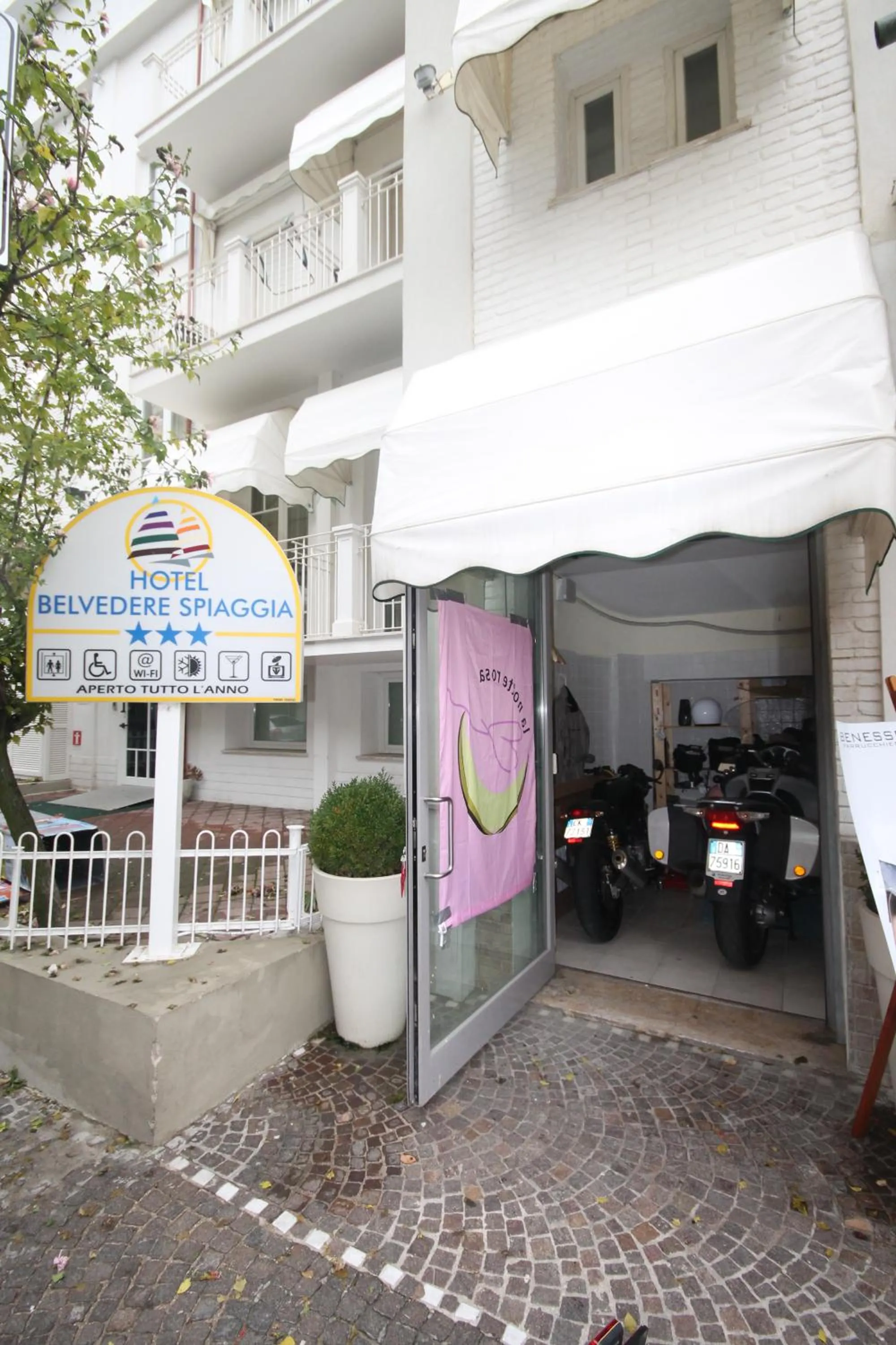 Facade/entrance in Hotel Belvedere Spiaggia