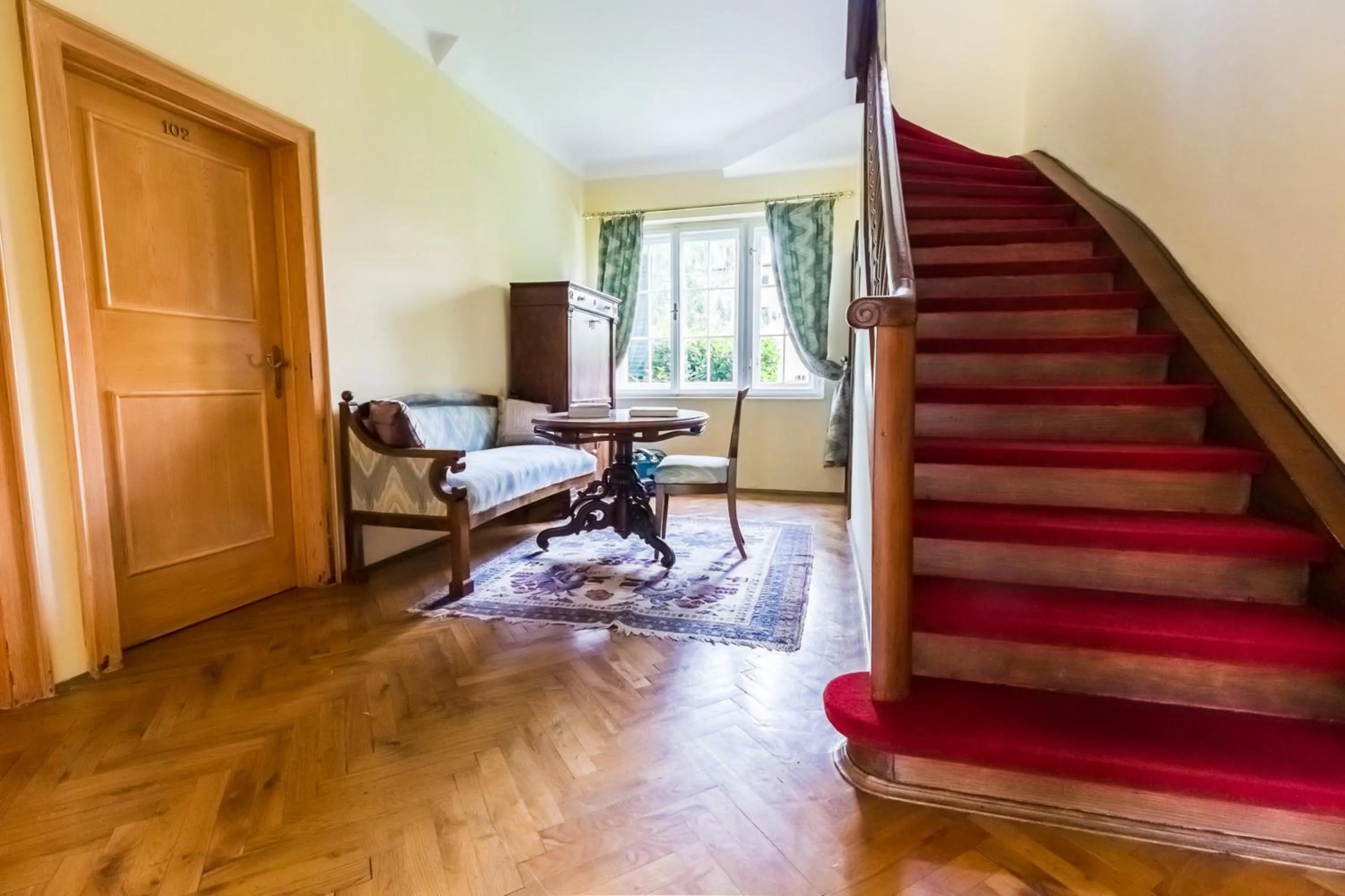 Decorative detail in Hotel Schloss Leonstain