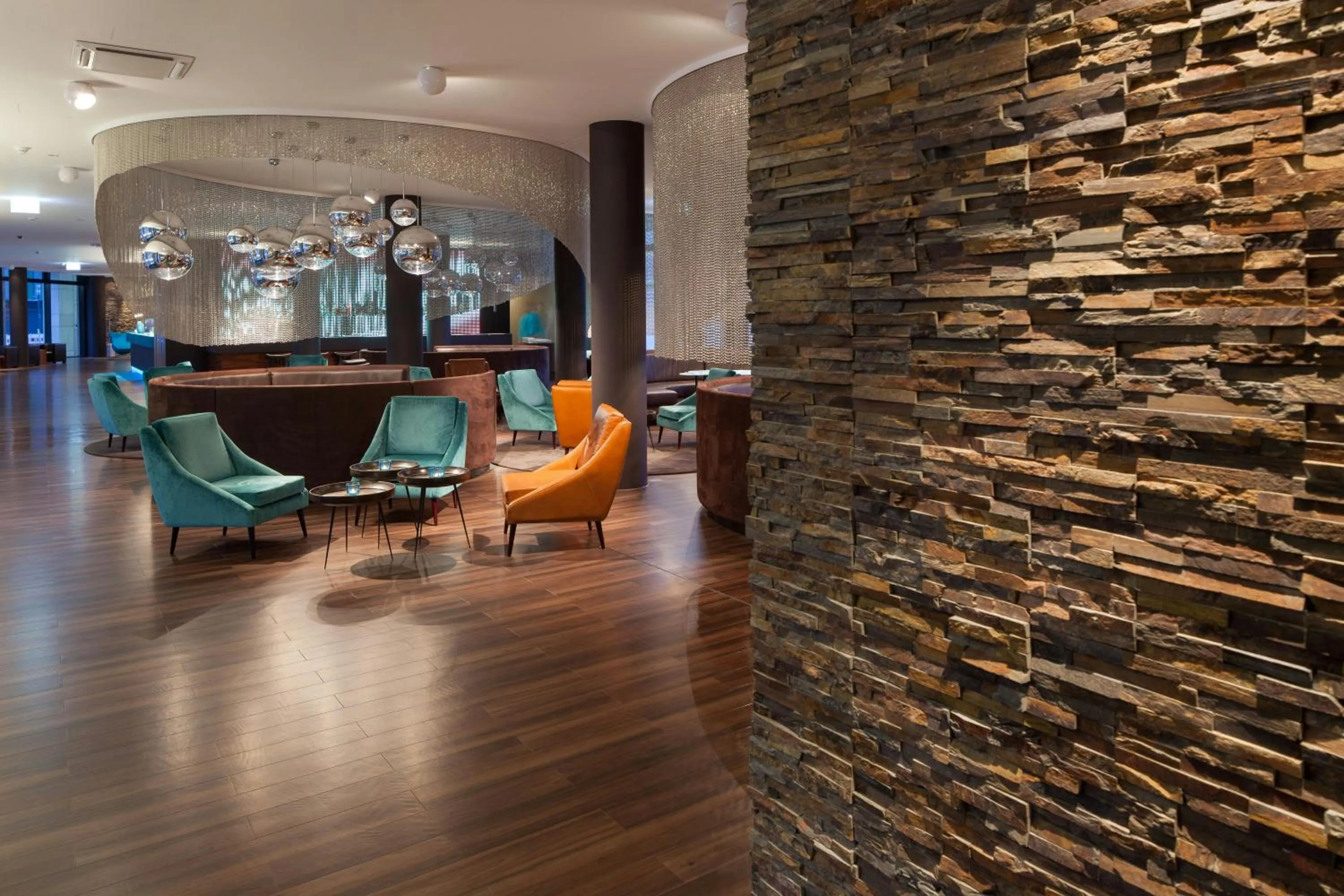 Lounge or bar in Motel One Frankfurt Messe