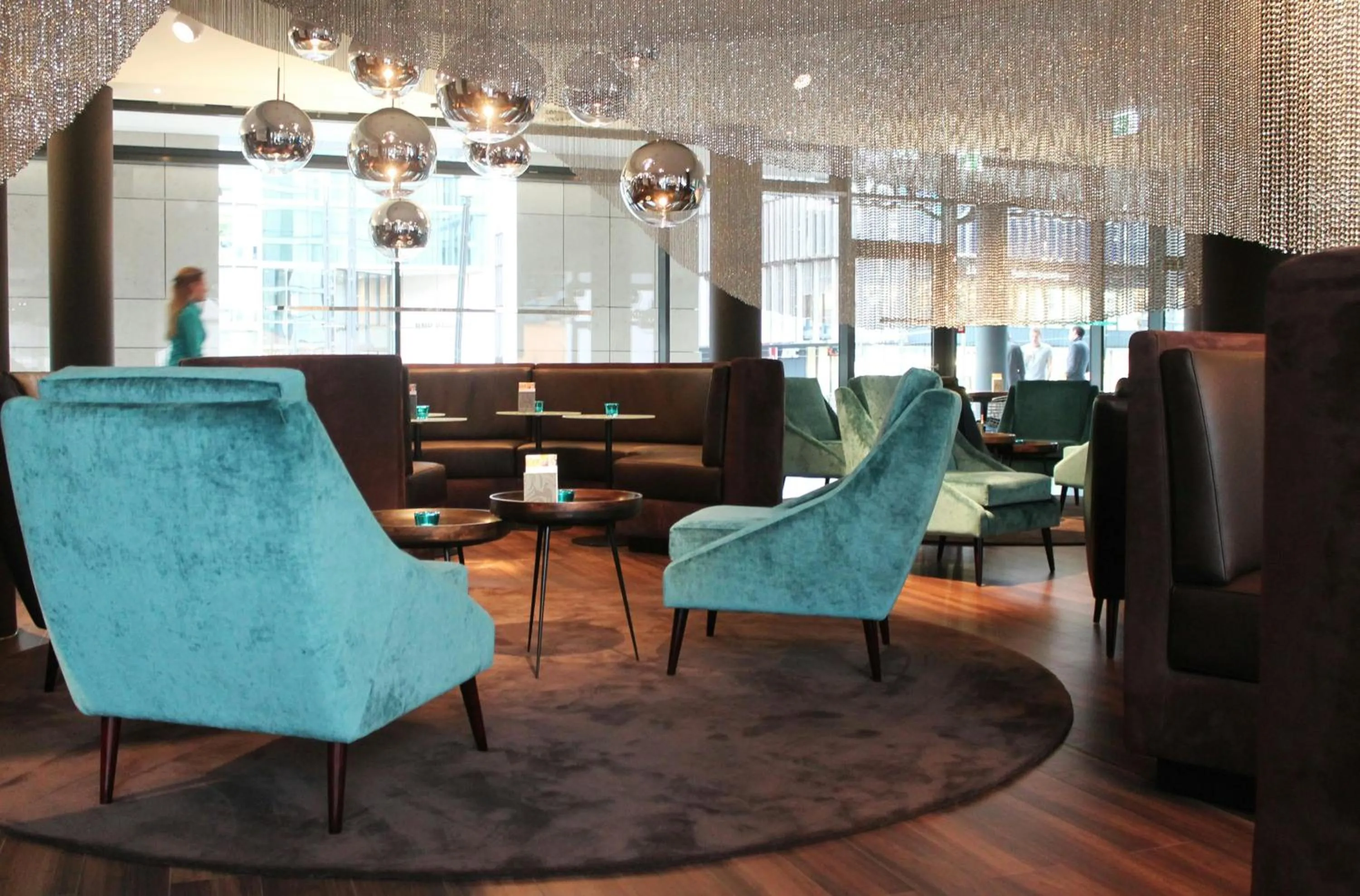 Lounge or bar in Motel One Frankfurt Messe