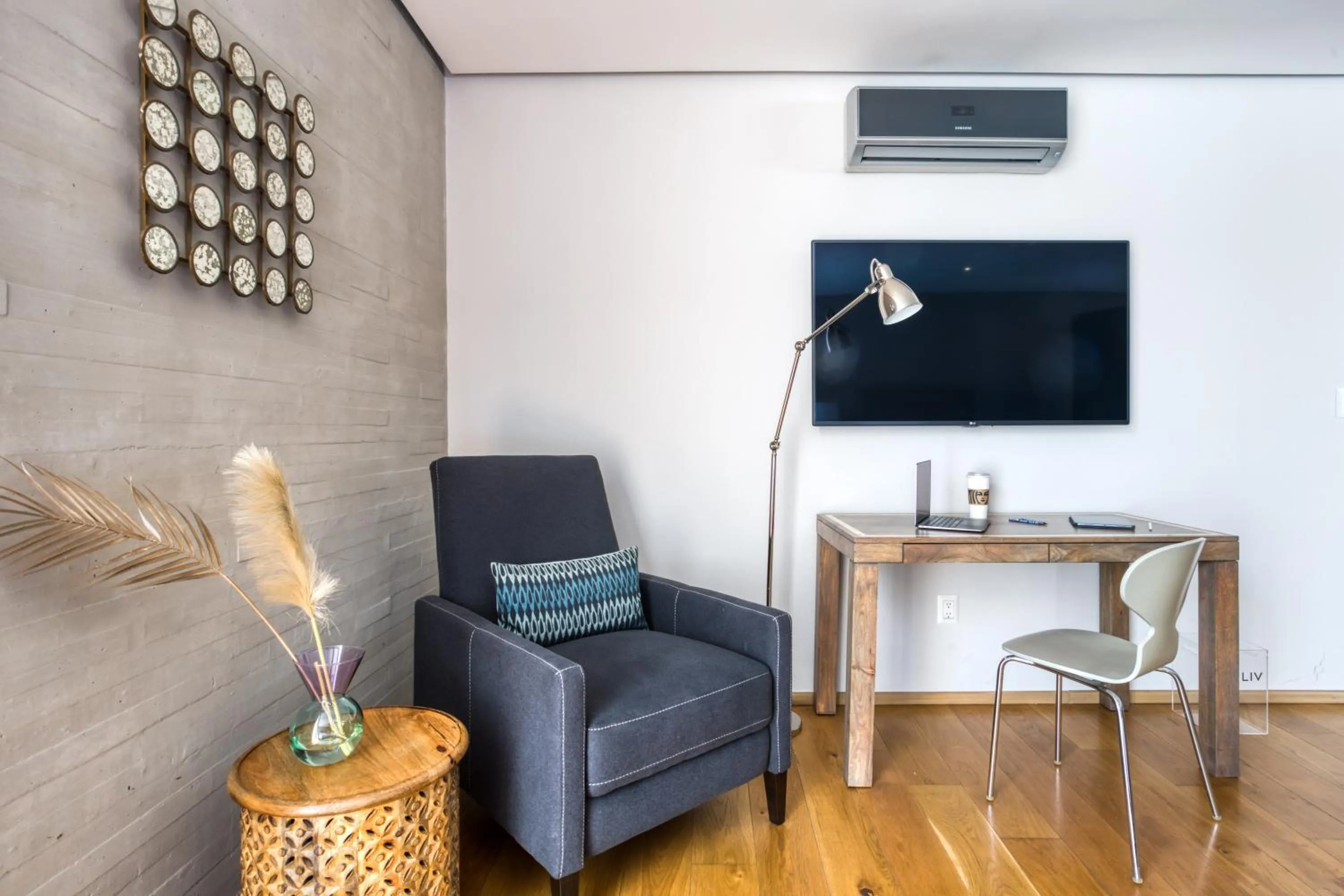 TV and multimedia in AR 218 Hotel by ULIV