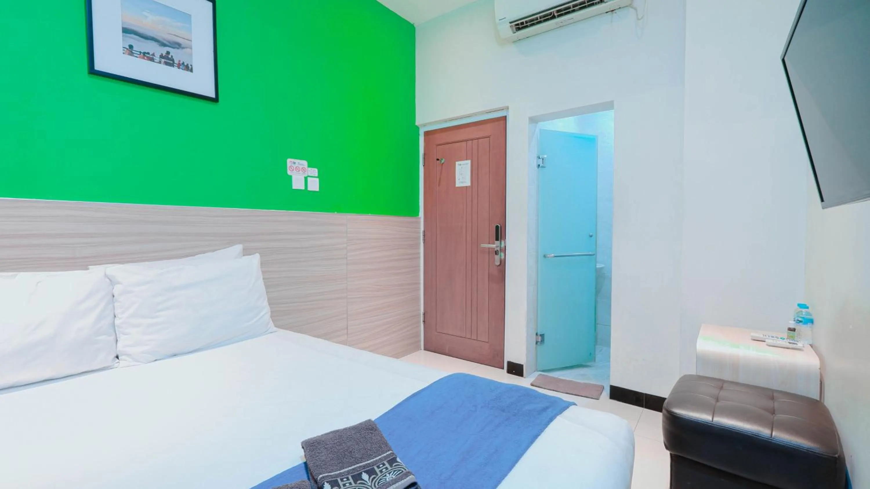 Cabin Hotel Sutomo