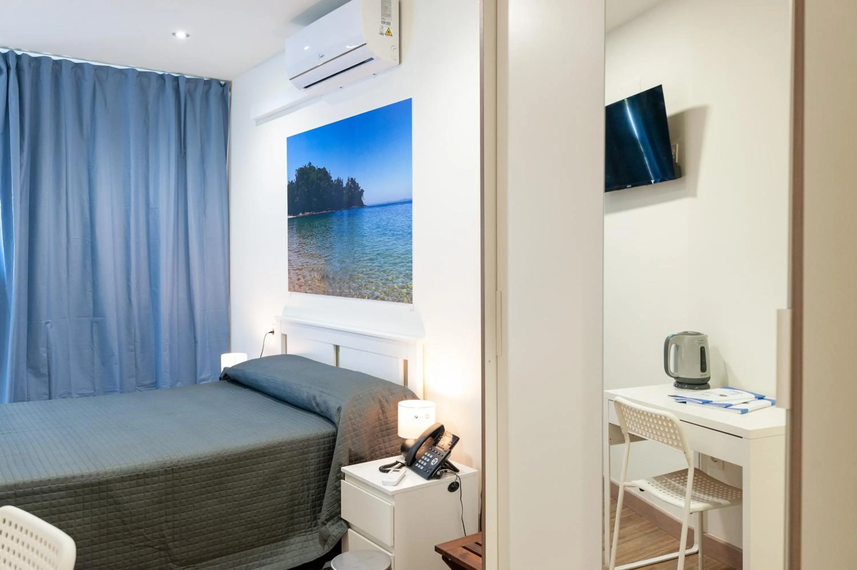 Bed in Innmare Fortuna Hotel Dos Estrellas