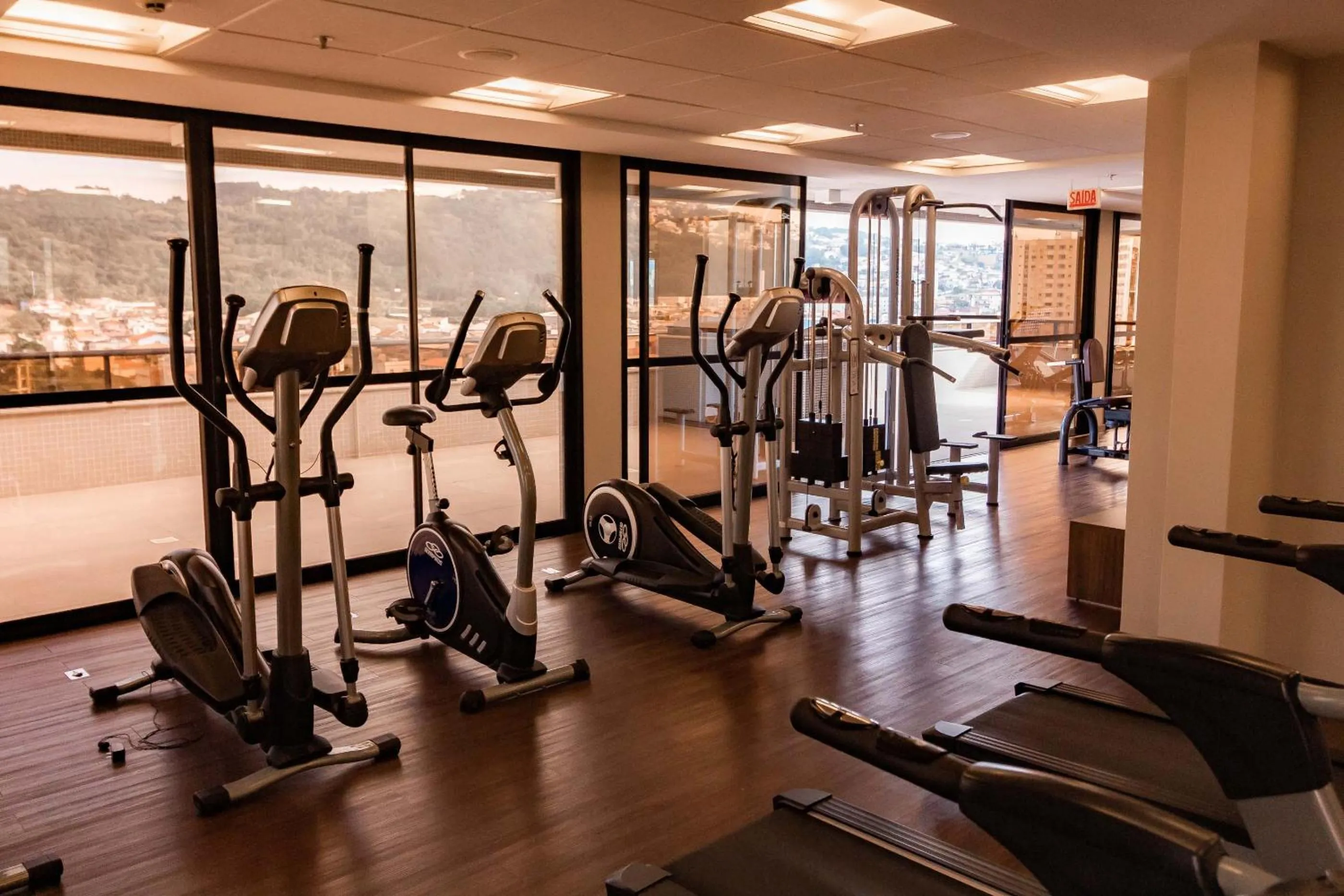 Fitness centre/facilities in Kennedy Executive Hotel