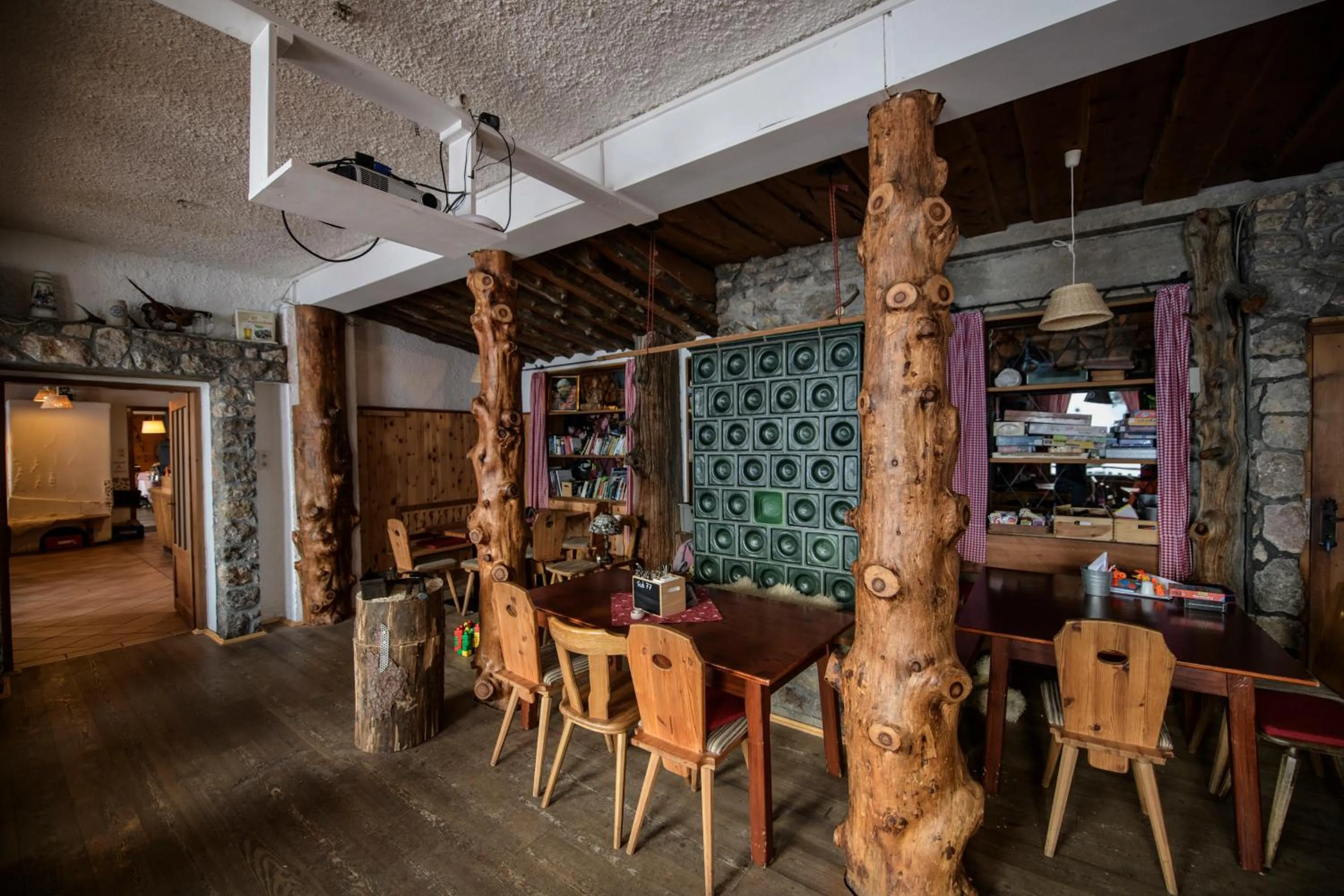 Gjaid-Alm 1739m am Dachstein-Only Accessible by Cable Car