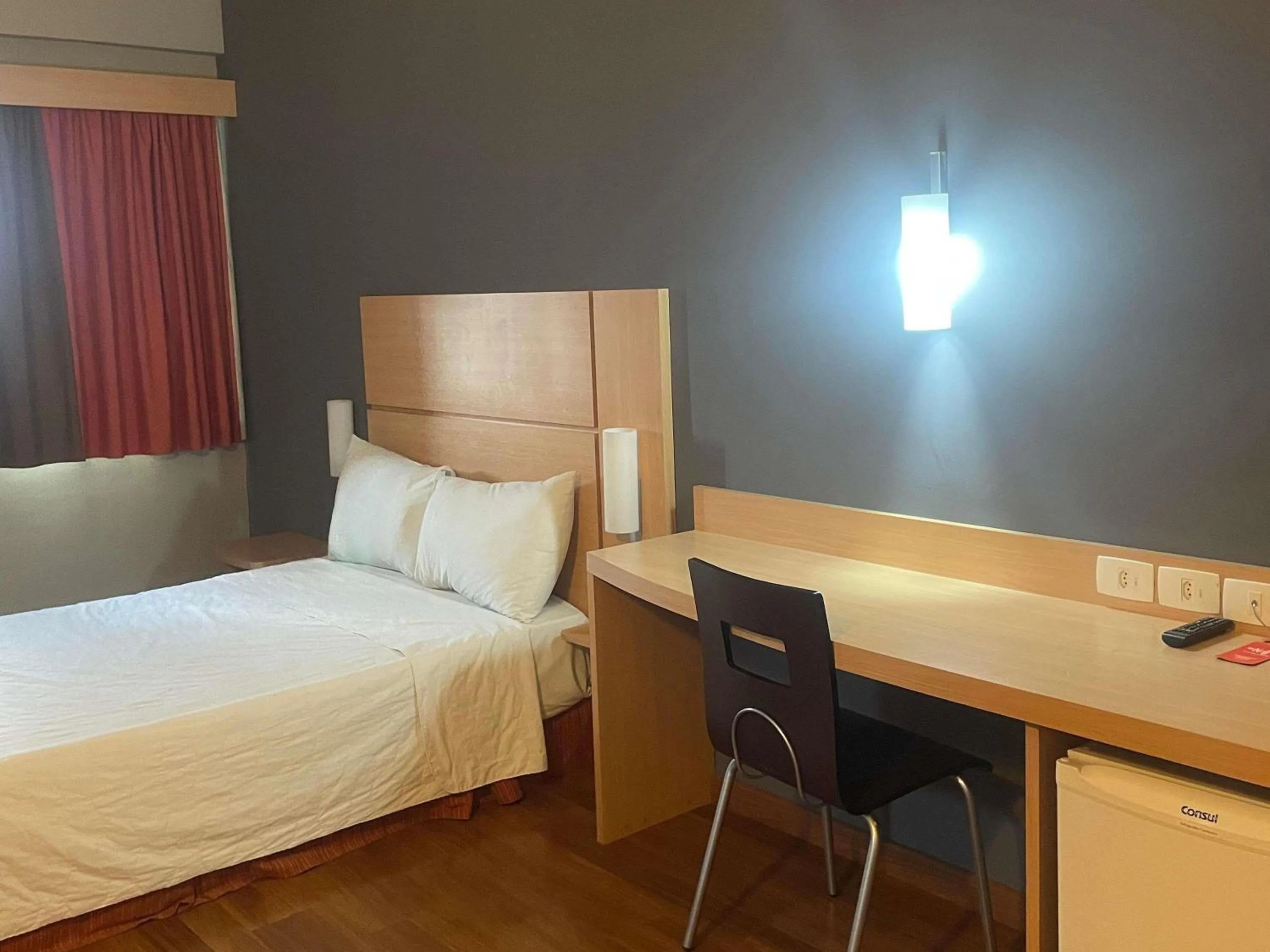 Bedroom, Bed in Ibis Mossoro