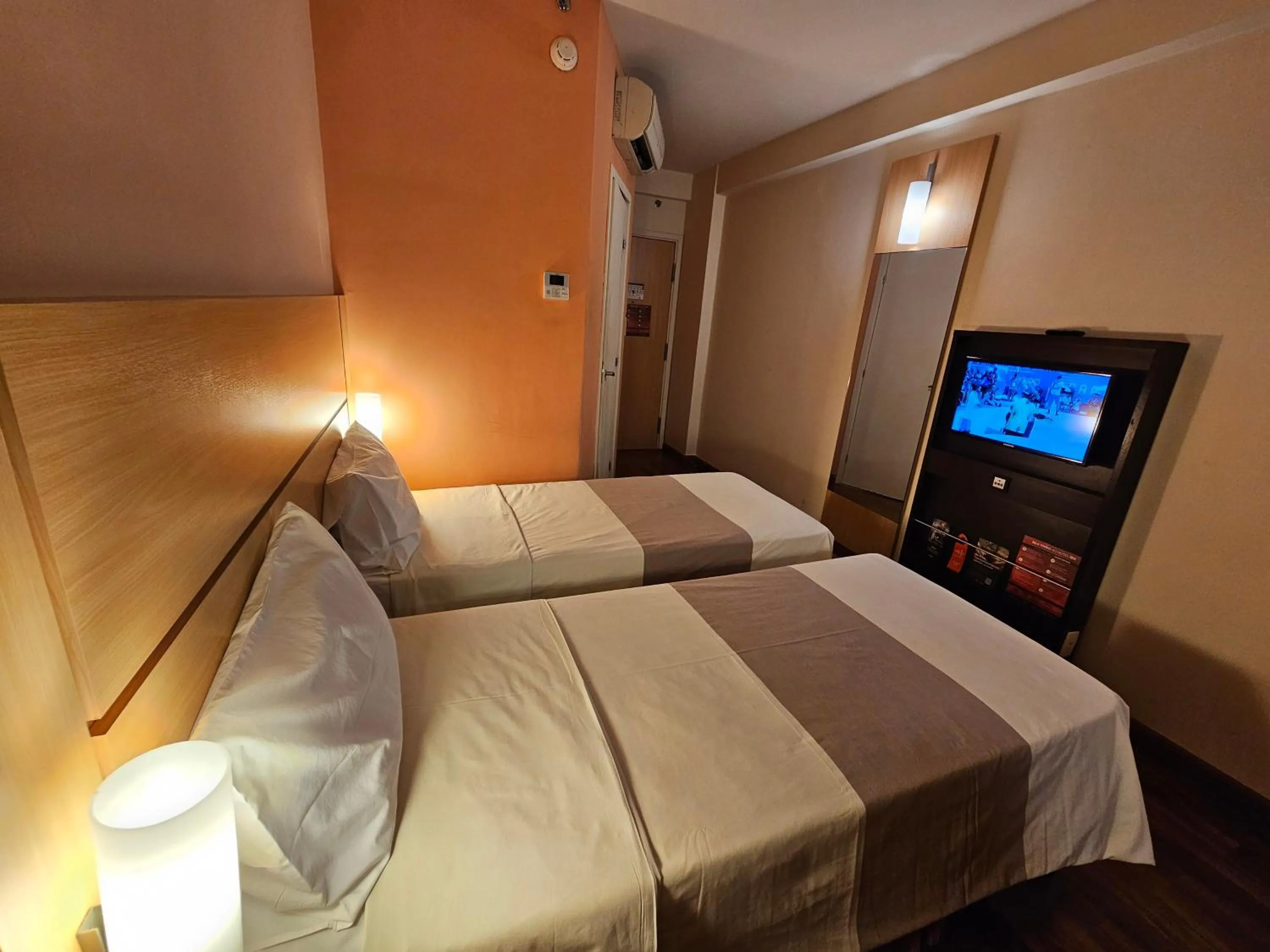 Bedroom, Bed in Ibis Mossoro