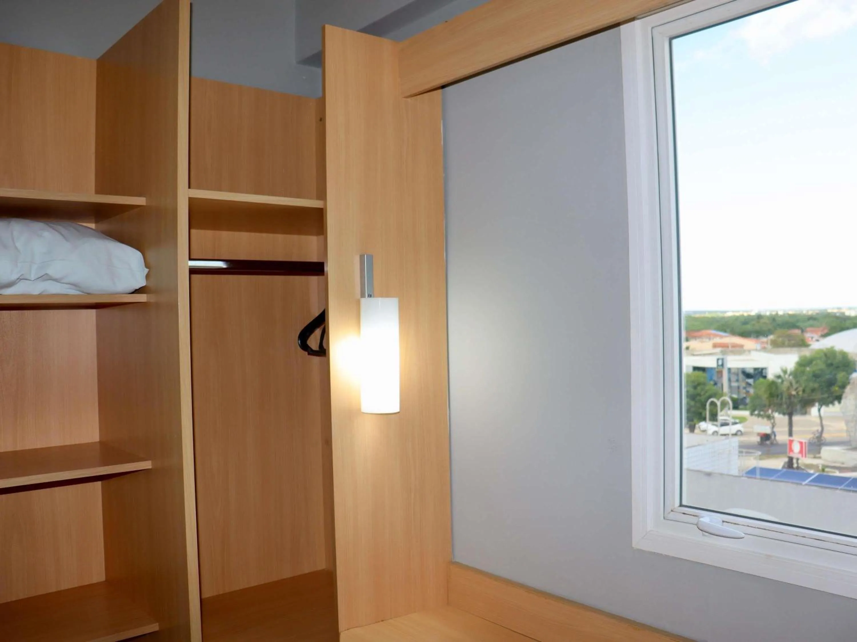 Bedroom in Ibis Mossoro