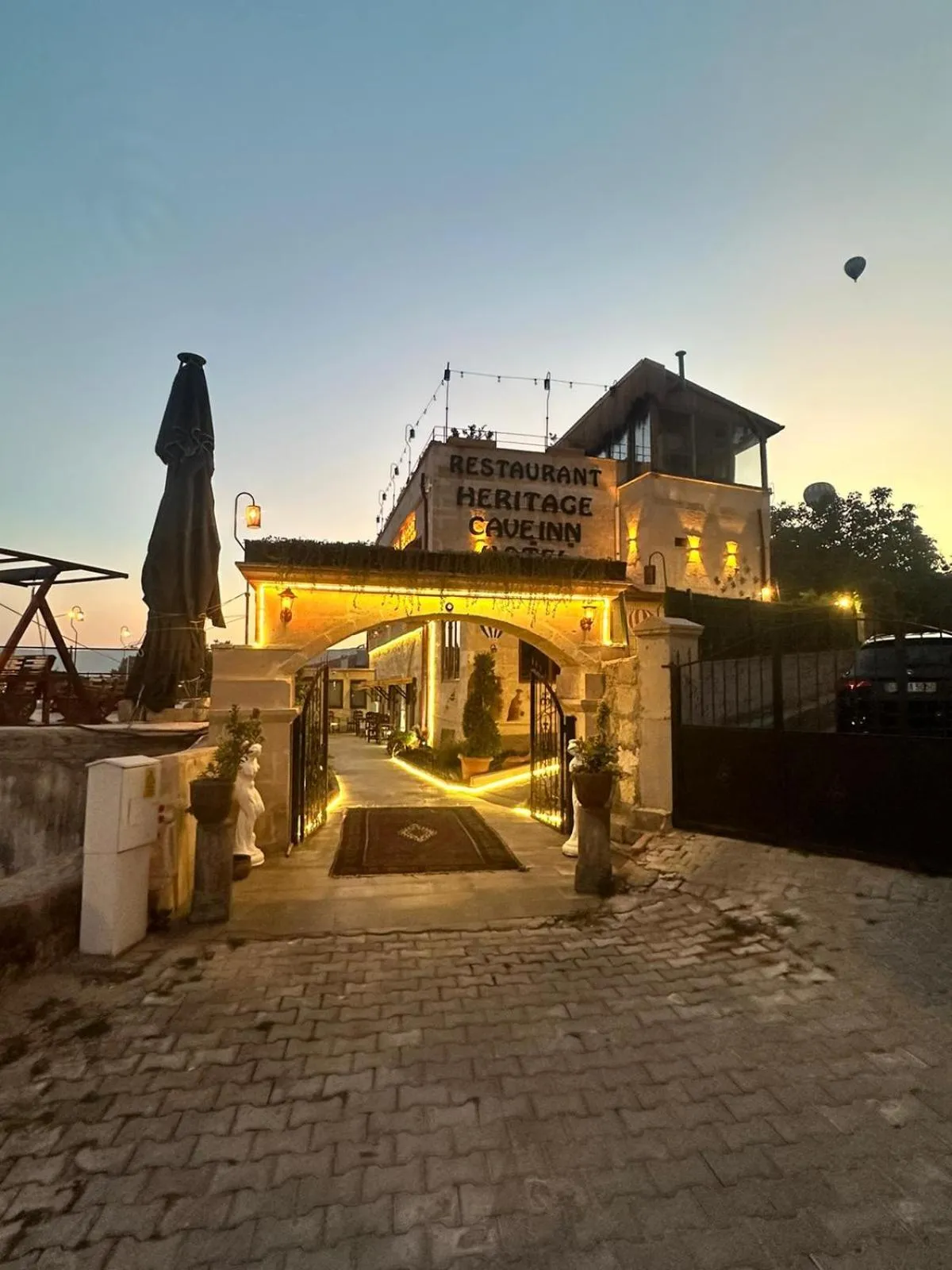 Property building in Heritage Cave Inn Hotel