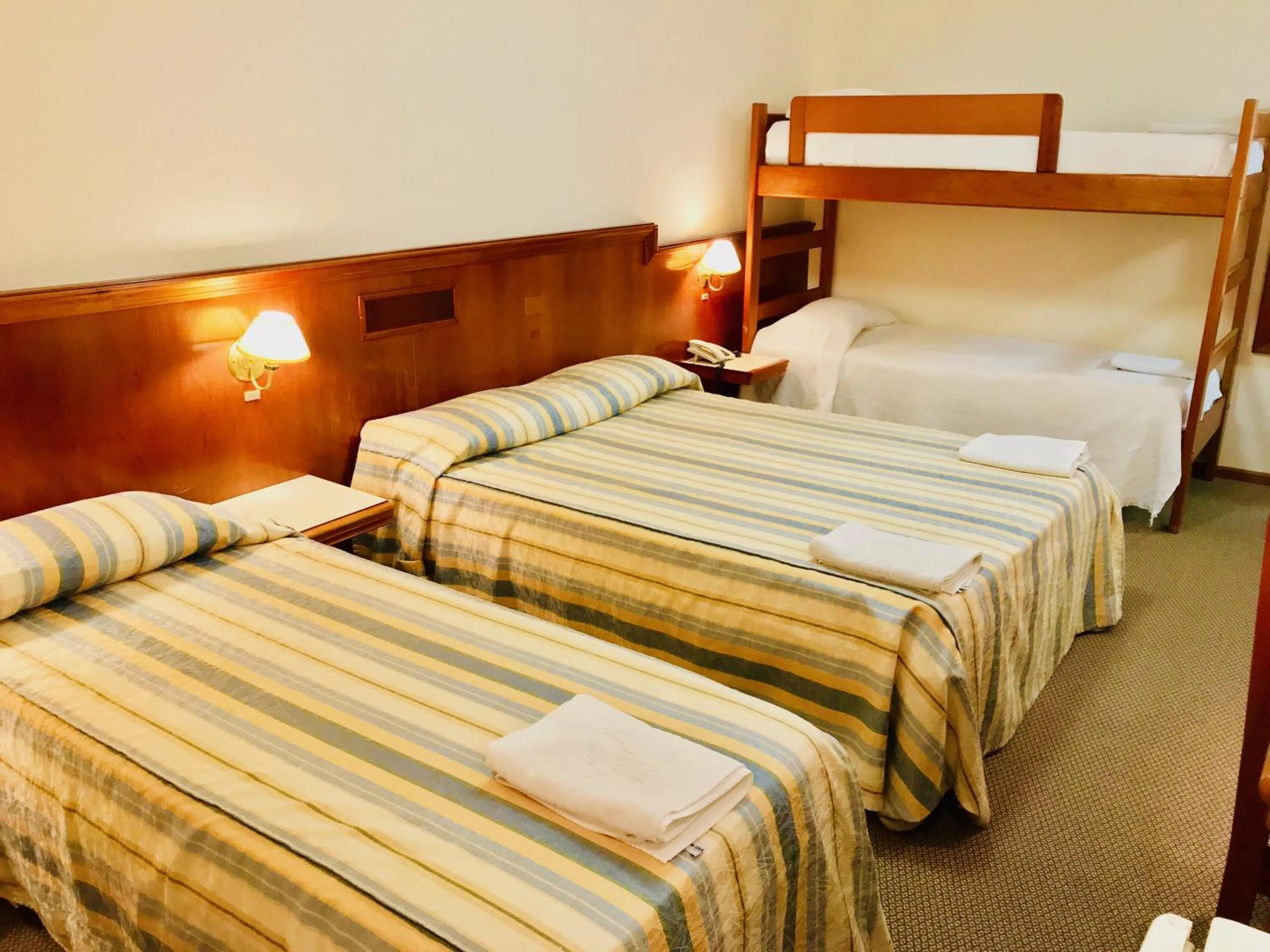 Bed in Hotel San Isidro