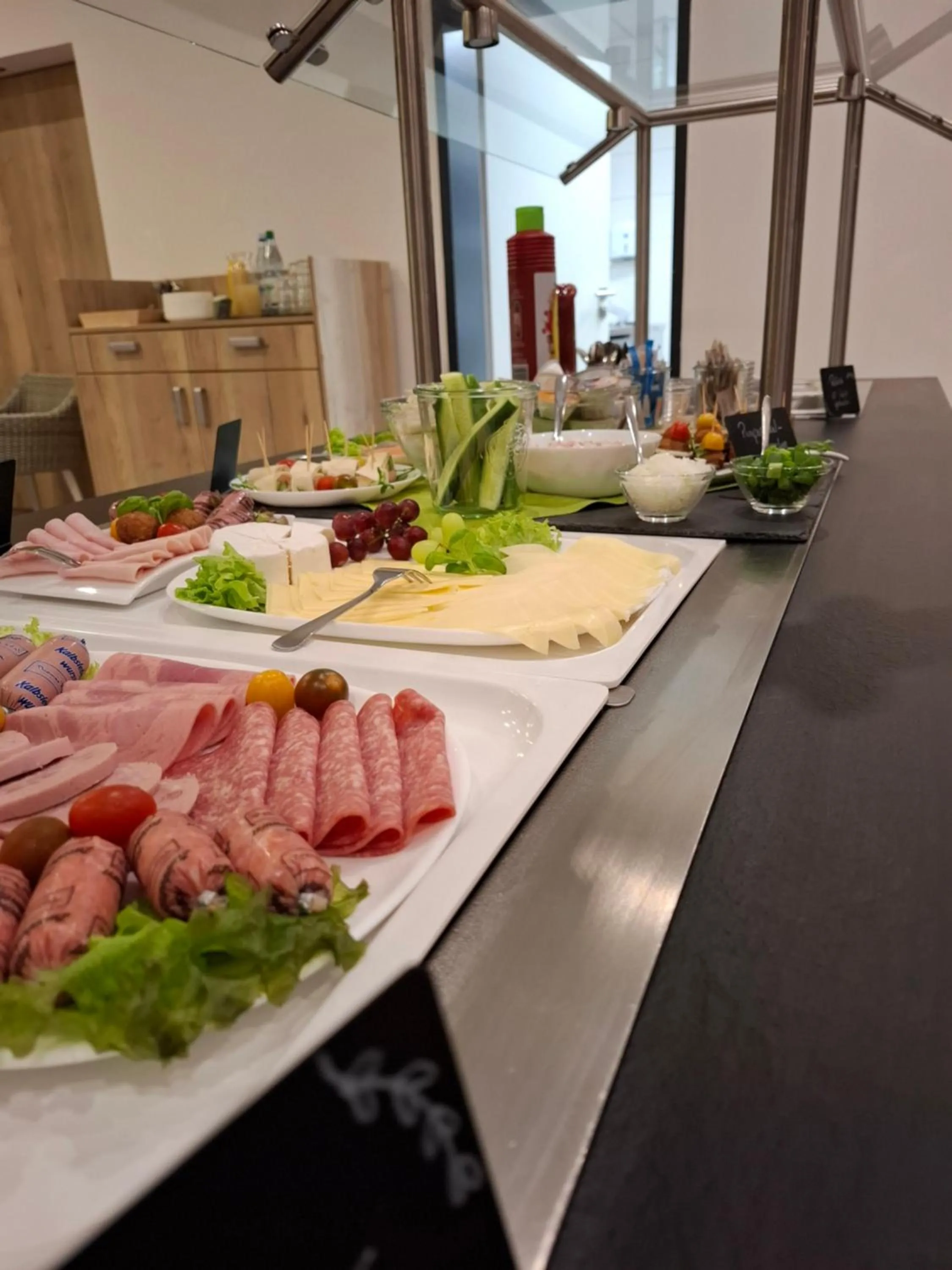 Breakfast in Hotel Am Schwarzen Berg