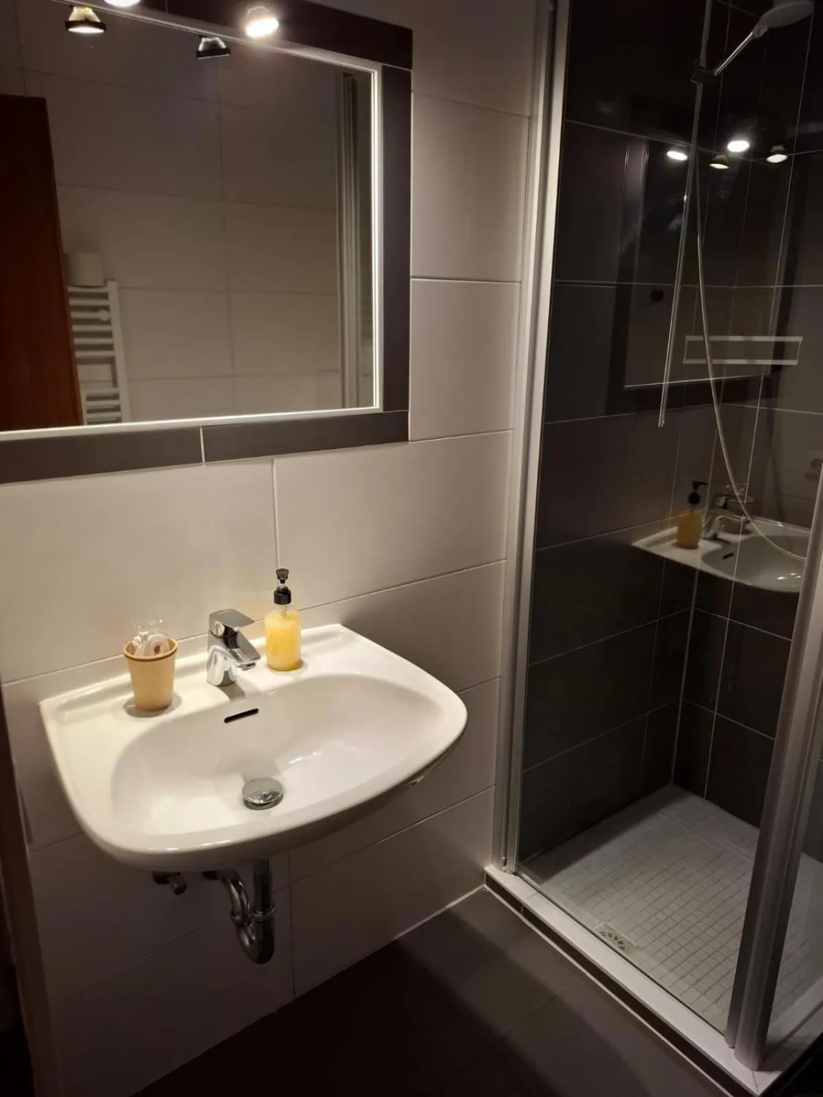 Bathroom in Hotel Am Schwarzen Berg