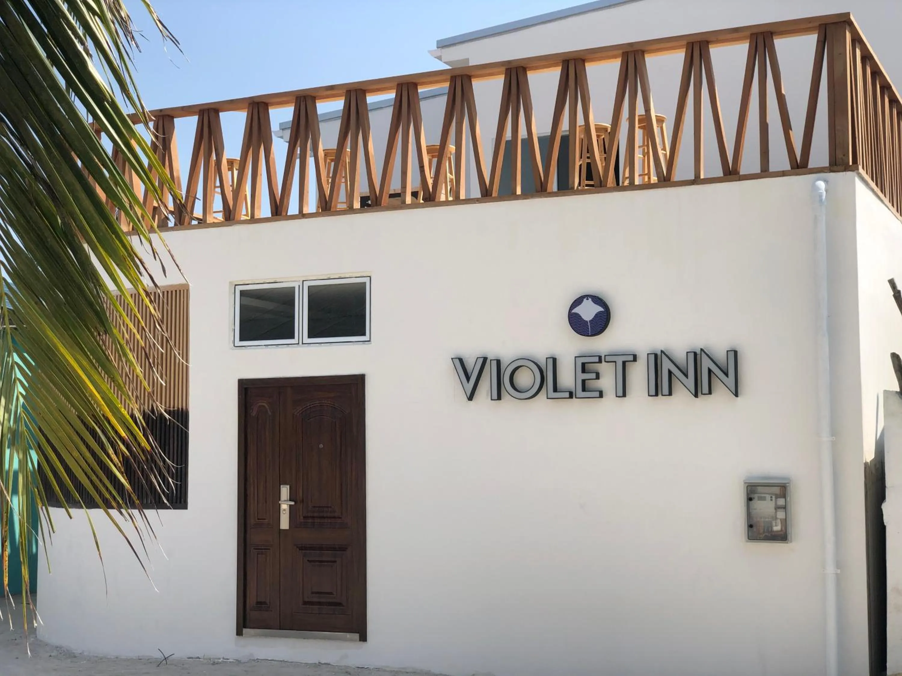 Facade/entrance in Violet Inn Hotel