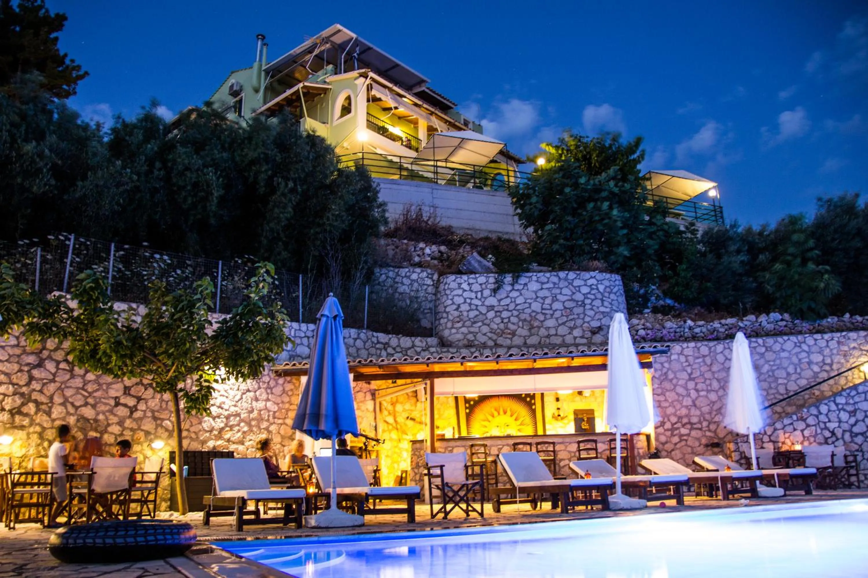 Swimming pool in Fantastico Studios #2